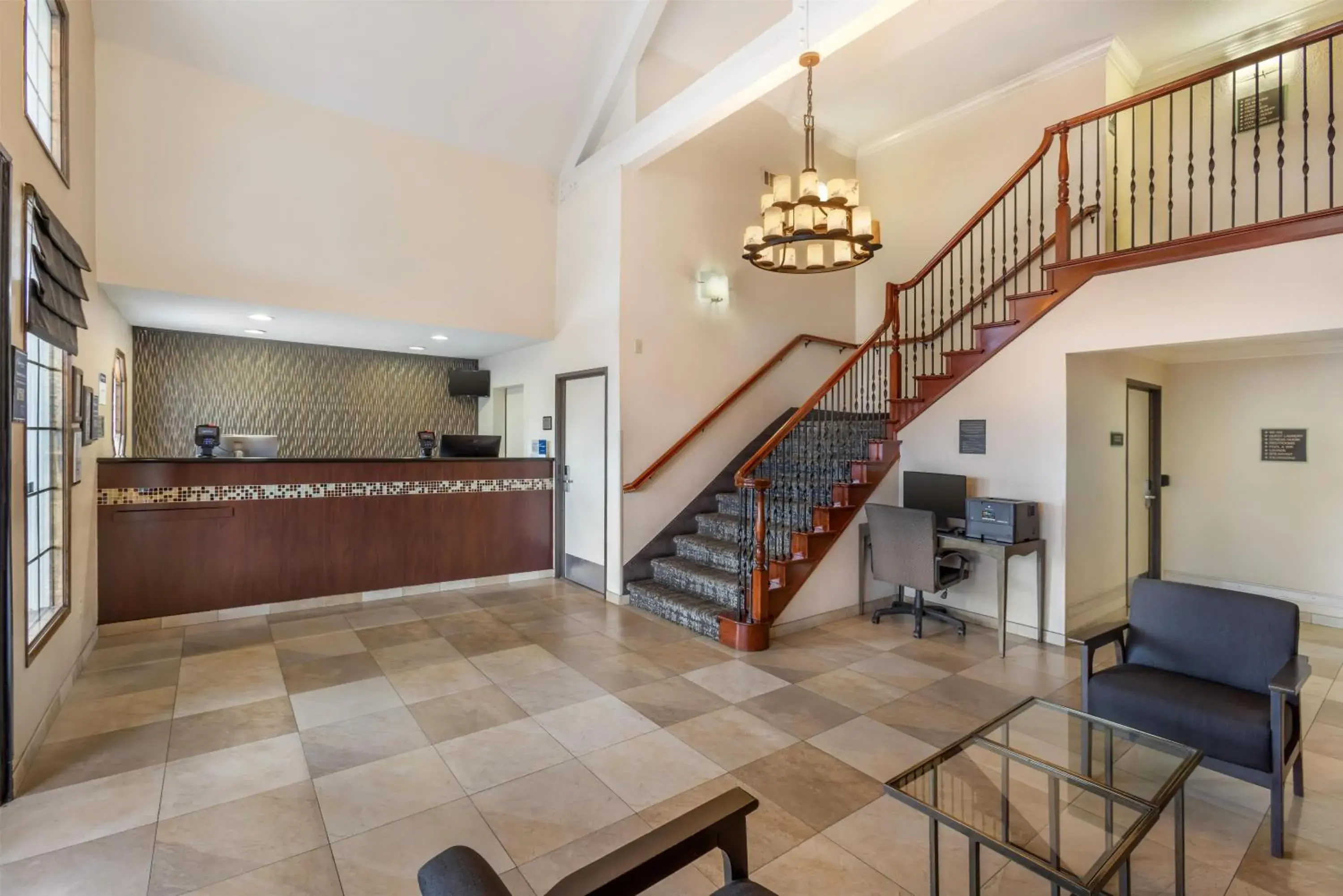 Lobby or reception in Best Western Town & Country Lodge Lobby or reception in Best Western Town & Country Lodge