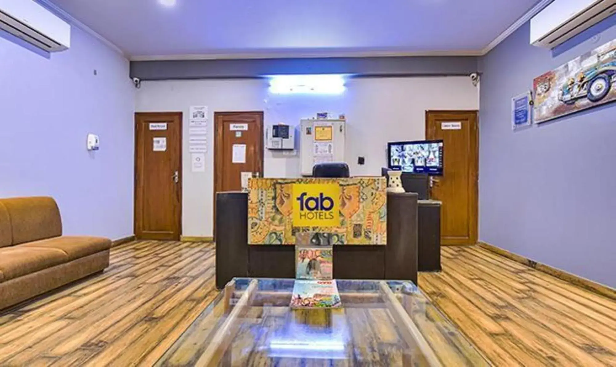 Lobby or reception in FabExpress Shekhawati Palace Lobby or reception in FabExpress Shekhawati Palace