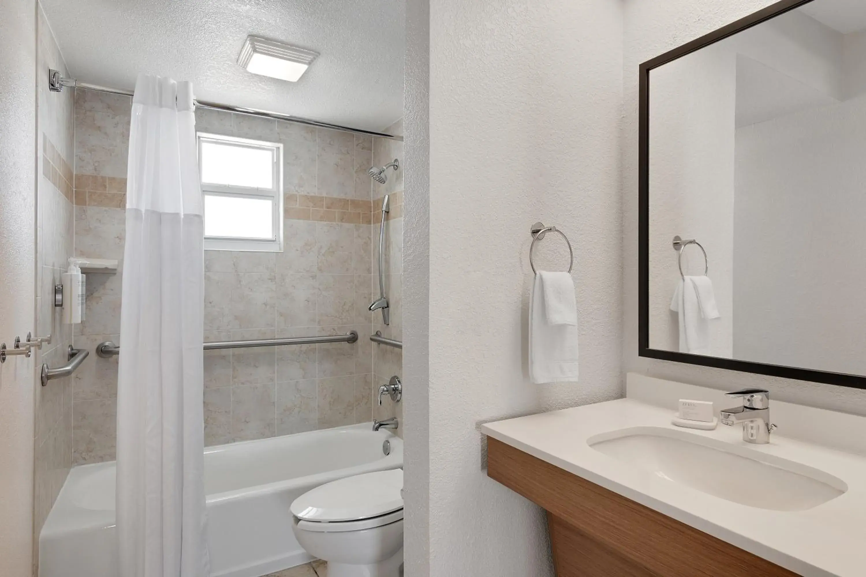 Bathroom in Best Western Castillo Del Sol