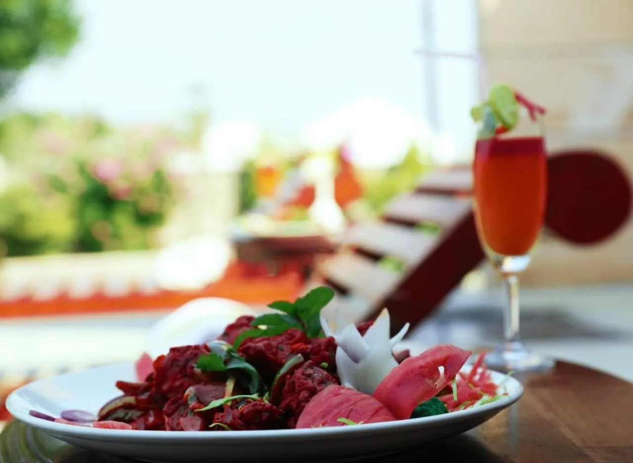 Food and drinks in Clarks Safari Ranthambore