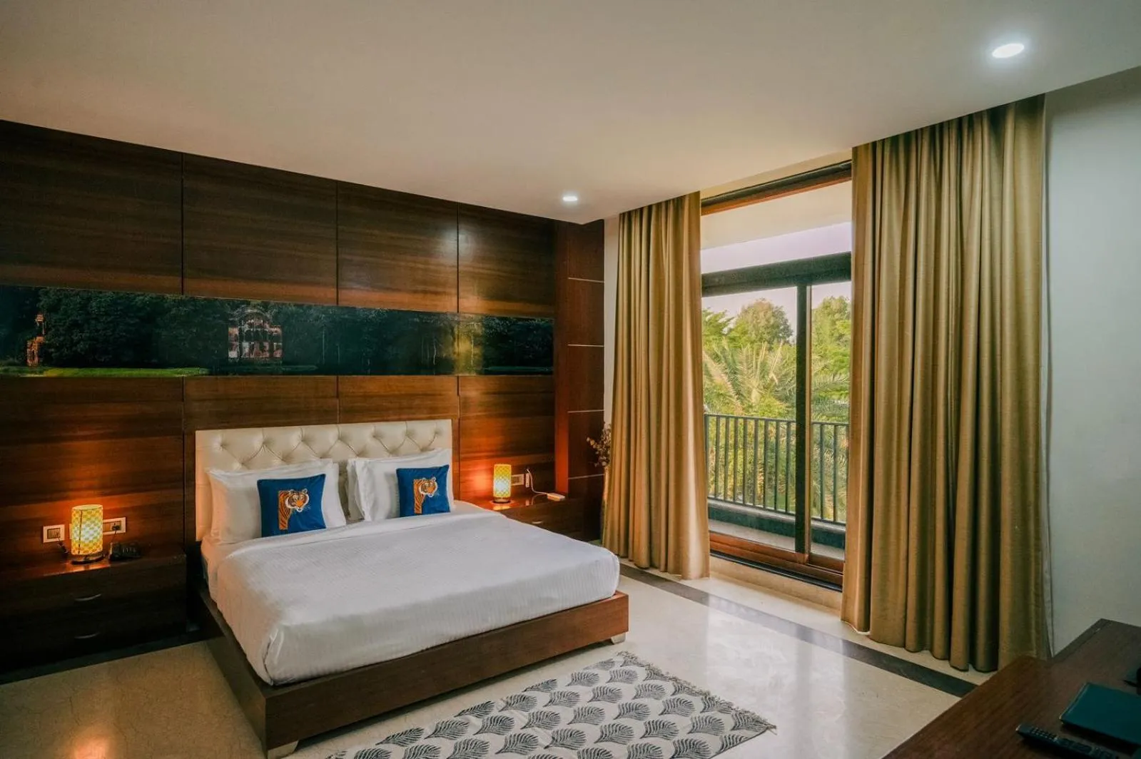 Bed in Clarks Safari Ranthambore