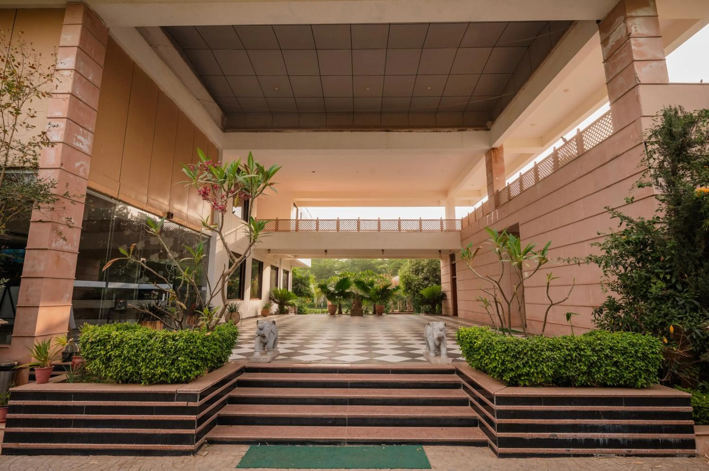 Clarks Safari Ranthambore