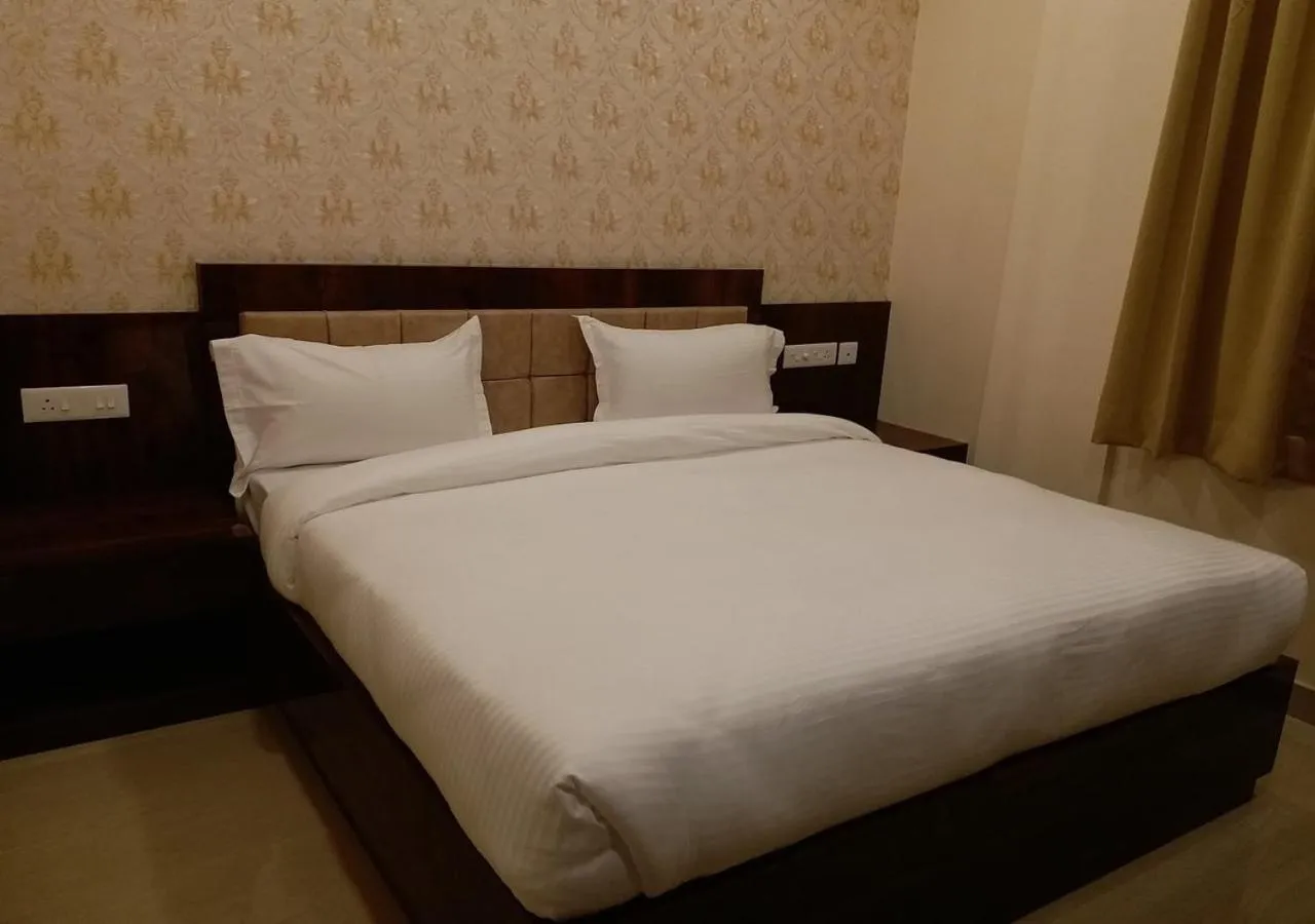 Photo of the whole room in Ganga Darshan