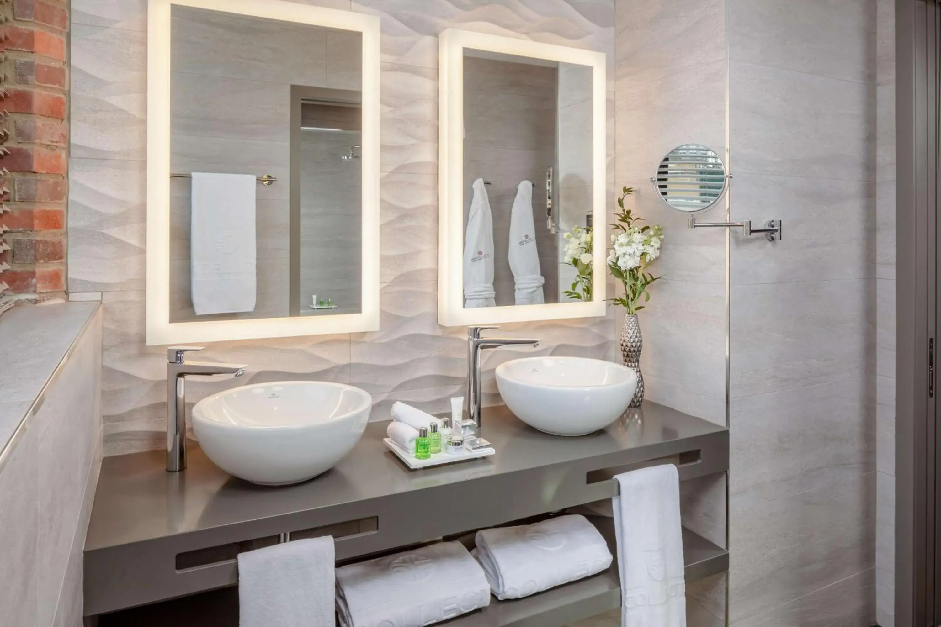 Bedroom in NH Collection New York Madison Avenue Bedroom in NH Collection New York Madison Avenue