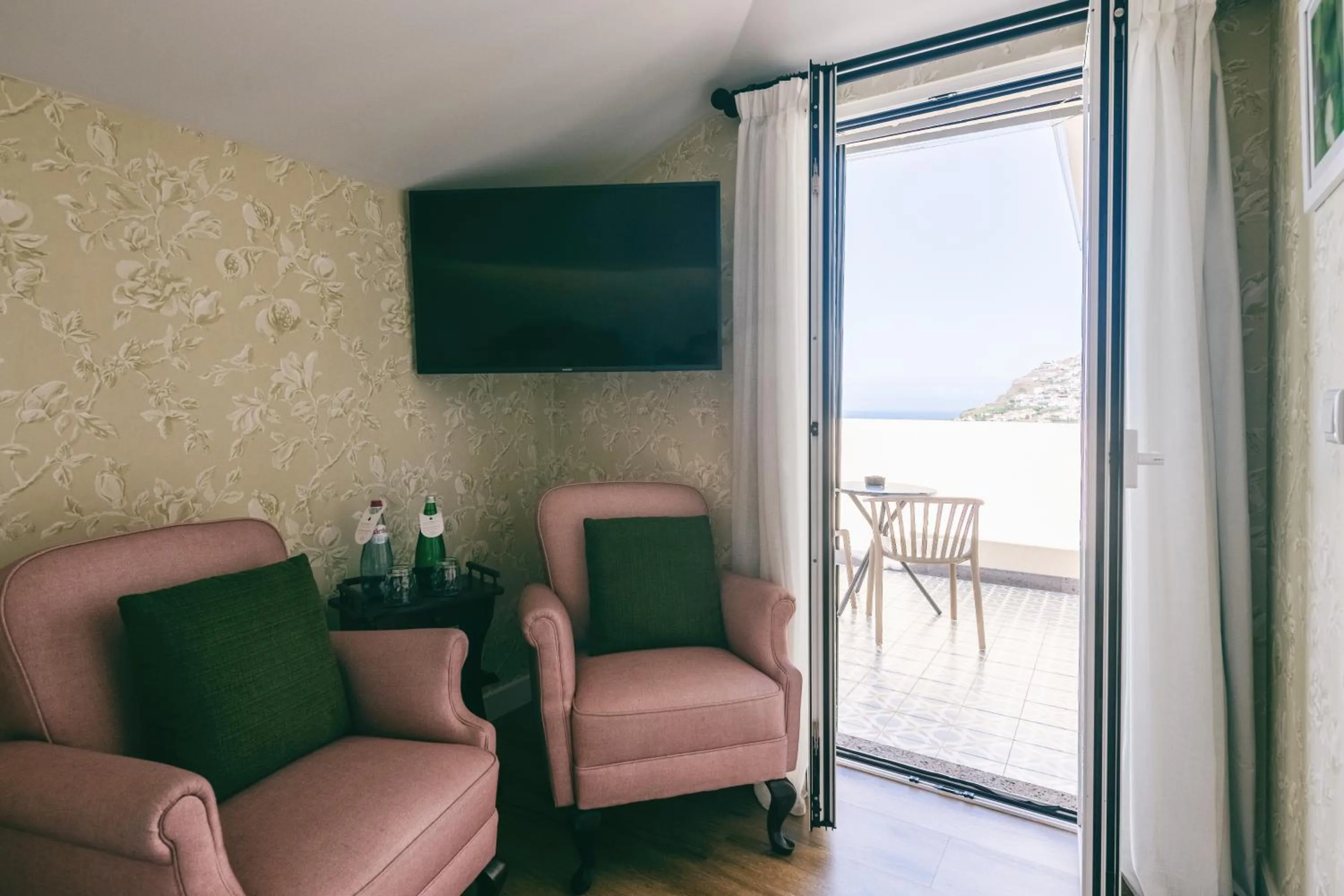 TV and multimedia in Quinta da Saraiva