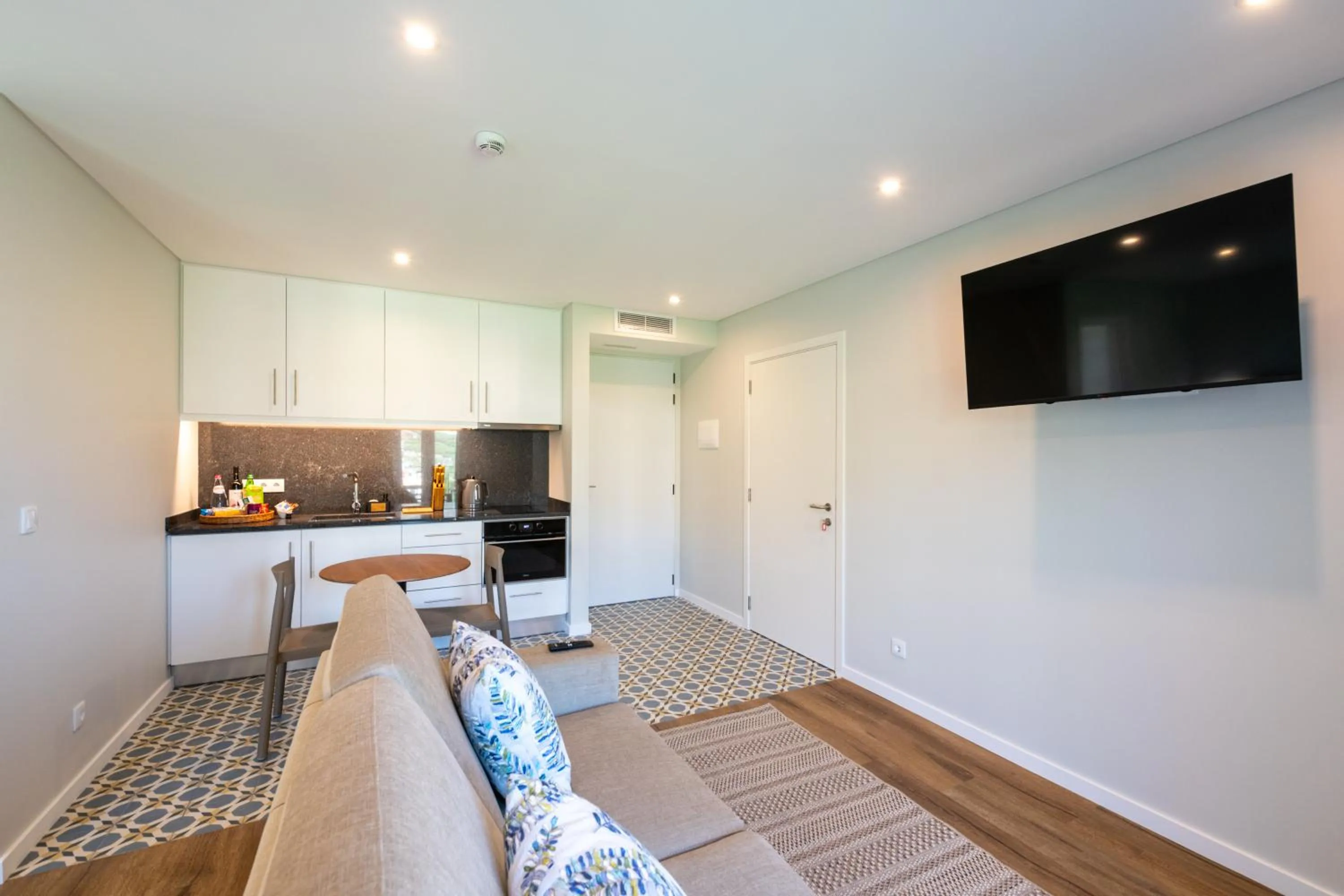 Communal lounge/ TV room in Quinta da Saraiva