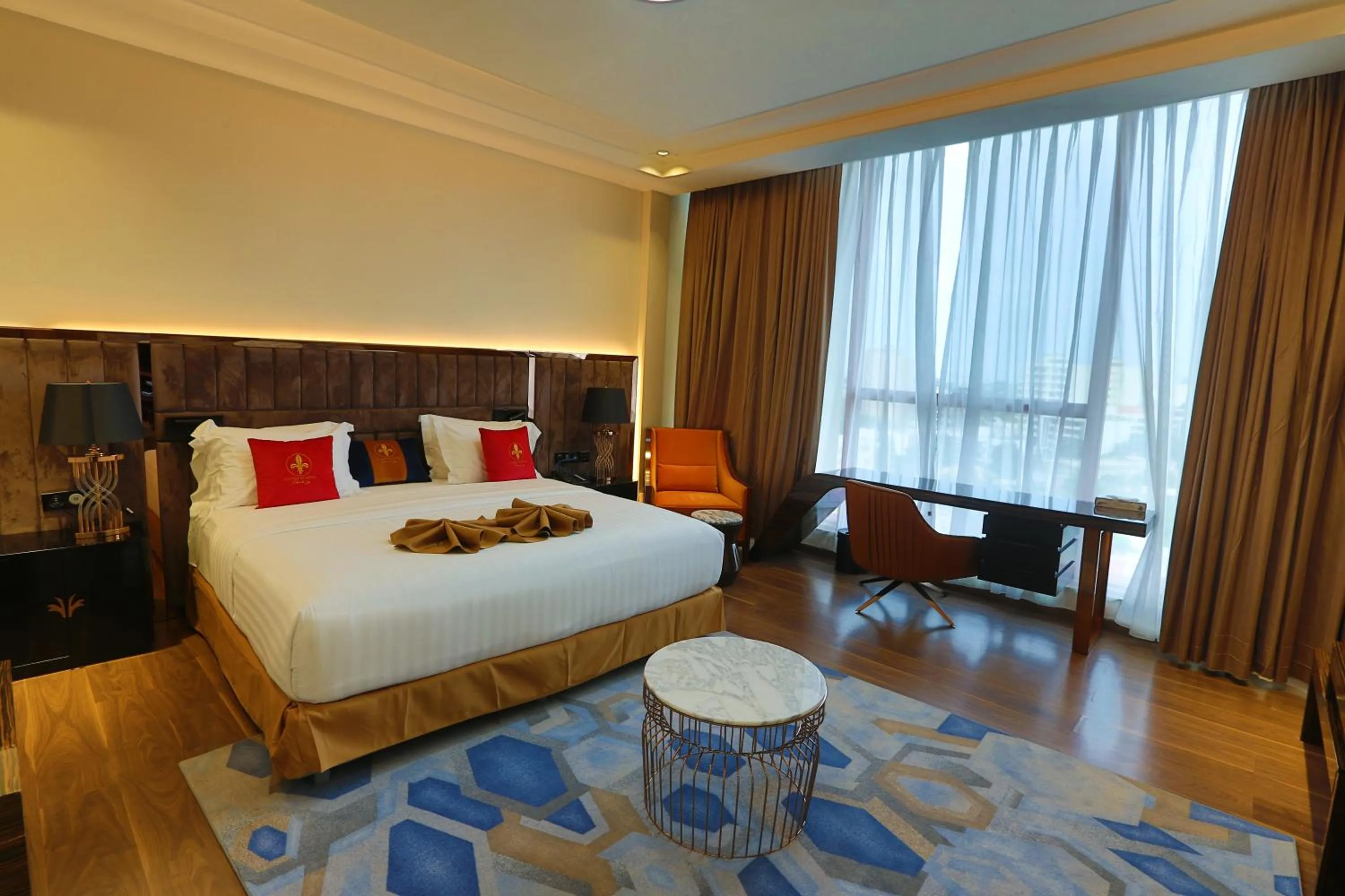 Bed in Hôtel Fleur de Lys Point E