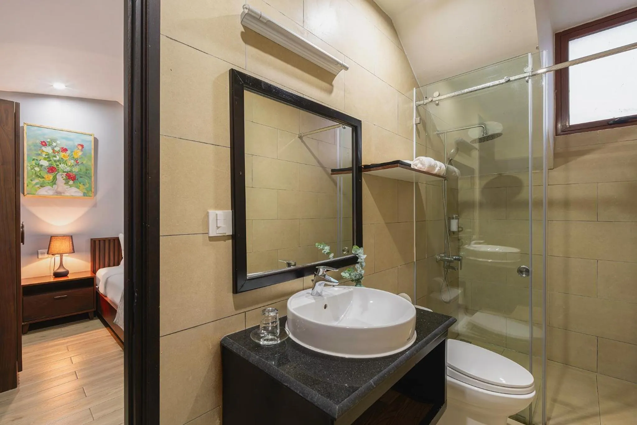 Shower in Duy Long Hotel