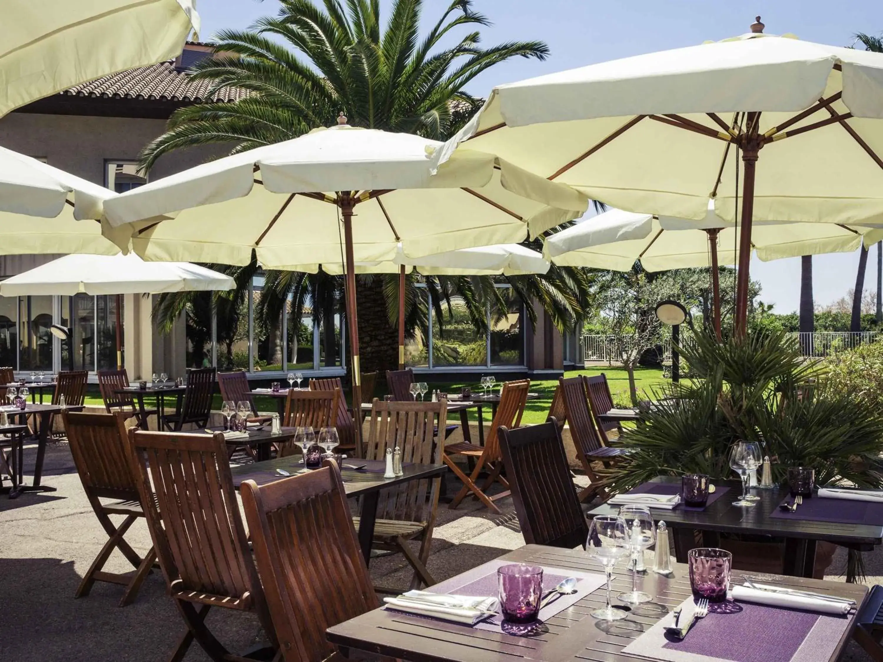 Restaurant/places to eat in Mercure Thalasso & Spa Port Fréjus Restaurant/places to eat in Mercure Thalasso & Spa Port Fréjus