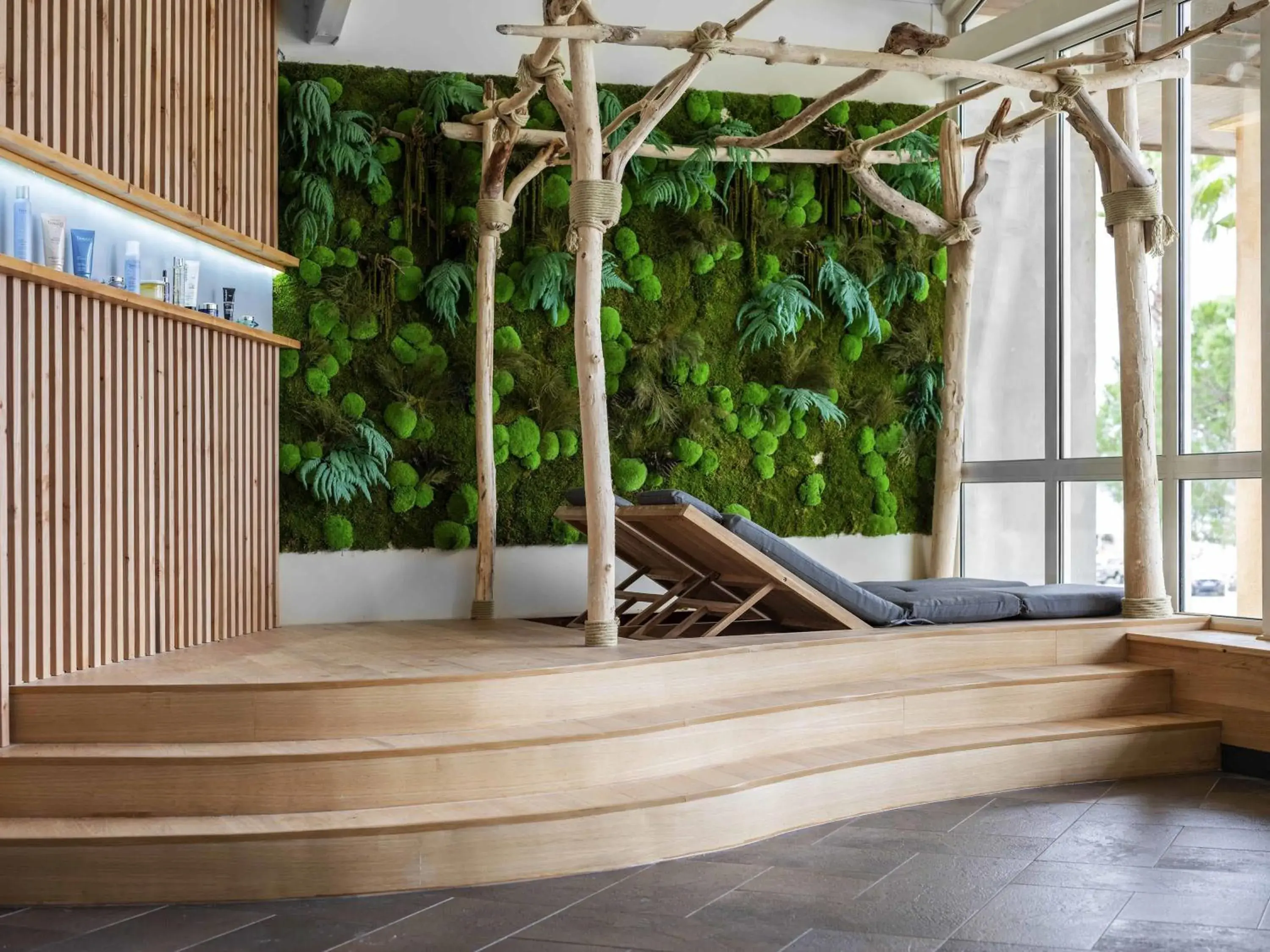 Spa and wellness centre/facilities in Mercure Thalasso & Spa Port Fréjus Spa and wellness centre/facilities in Mercure Thalasso & Spa Port Fréjus