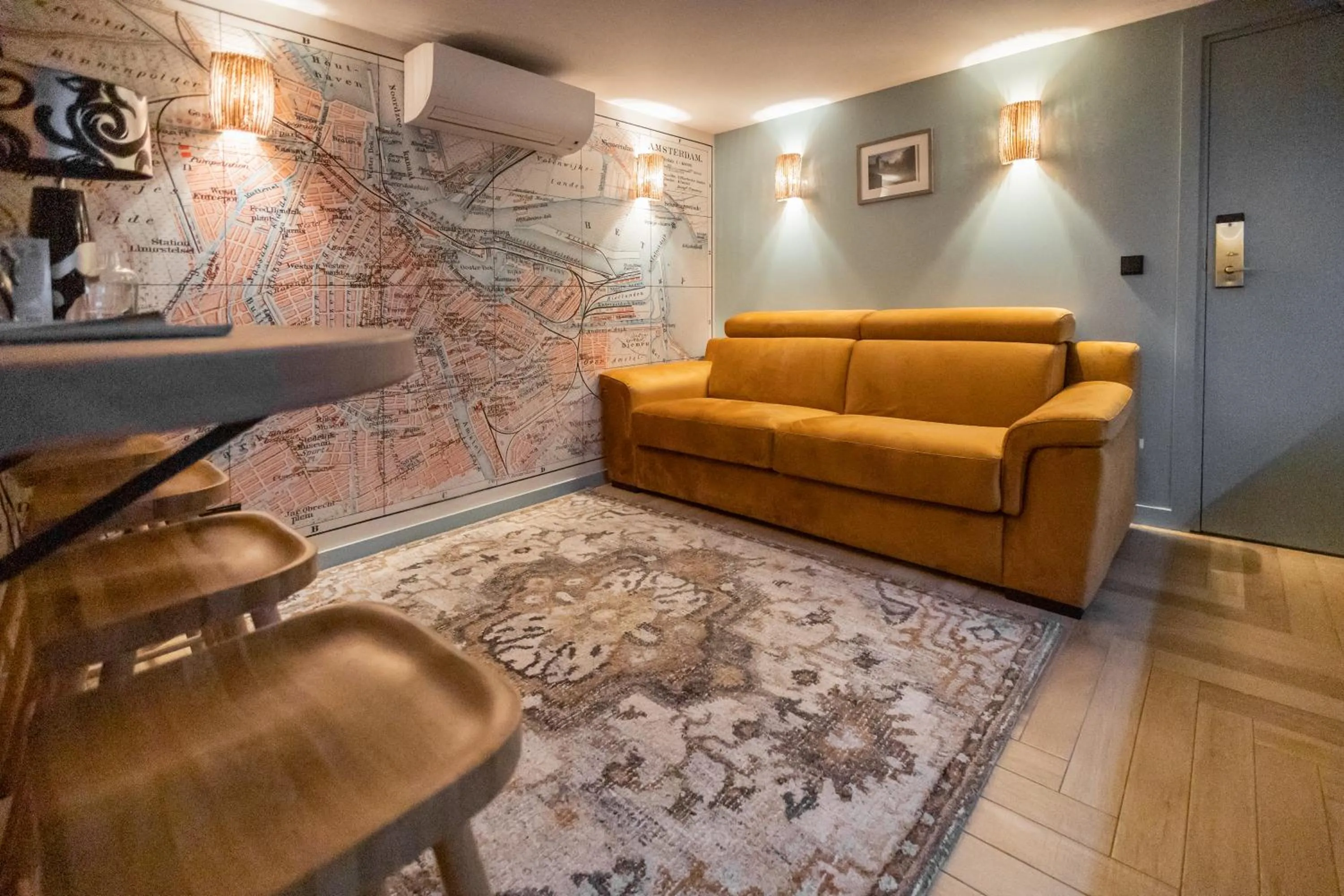 Living room in De Ware Jacob Boutique Hotel