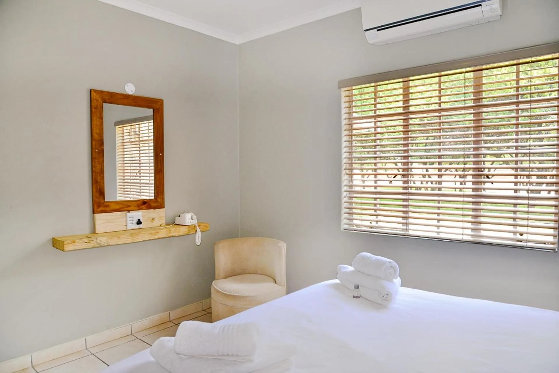 Bed in Sundown Country Estate