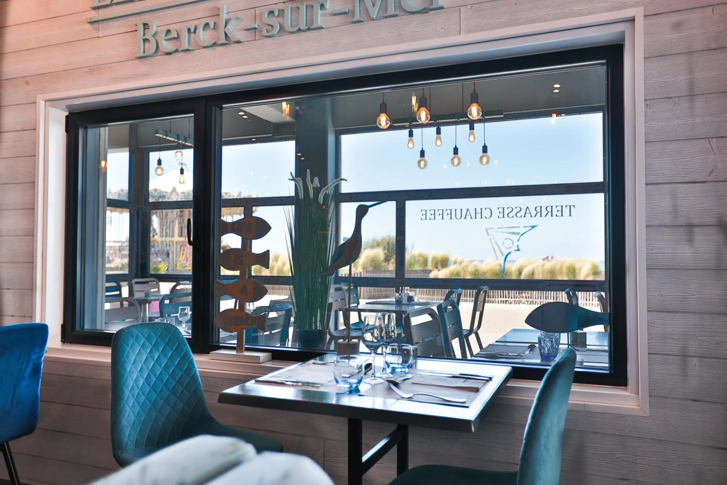 Restaurant/places to eat in The Originals Boutique, Hôtel Neptune, Berck-sur-Mer