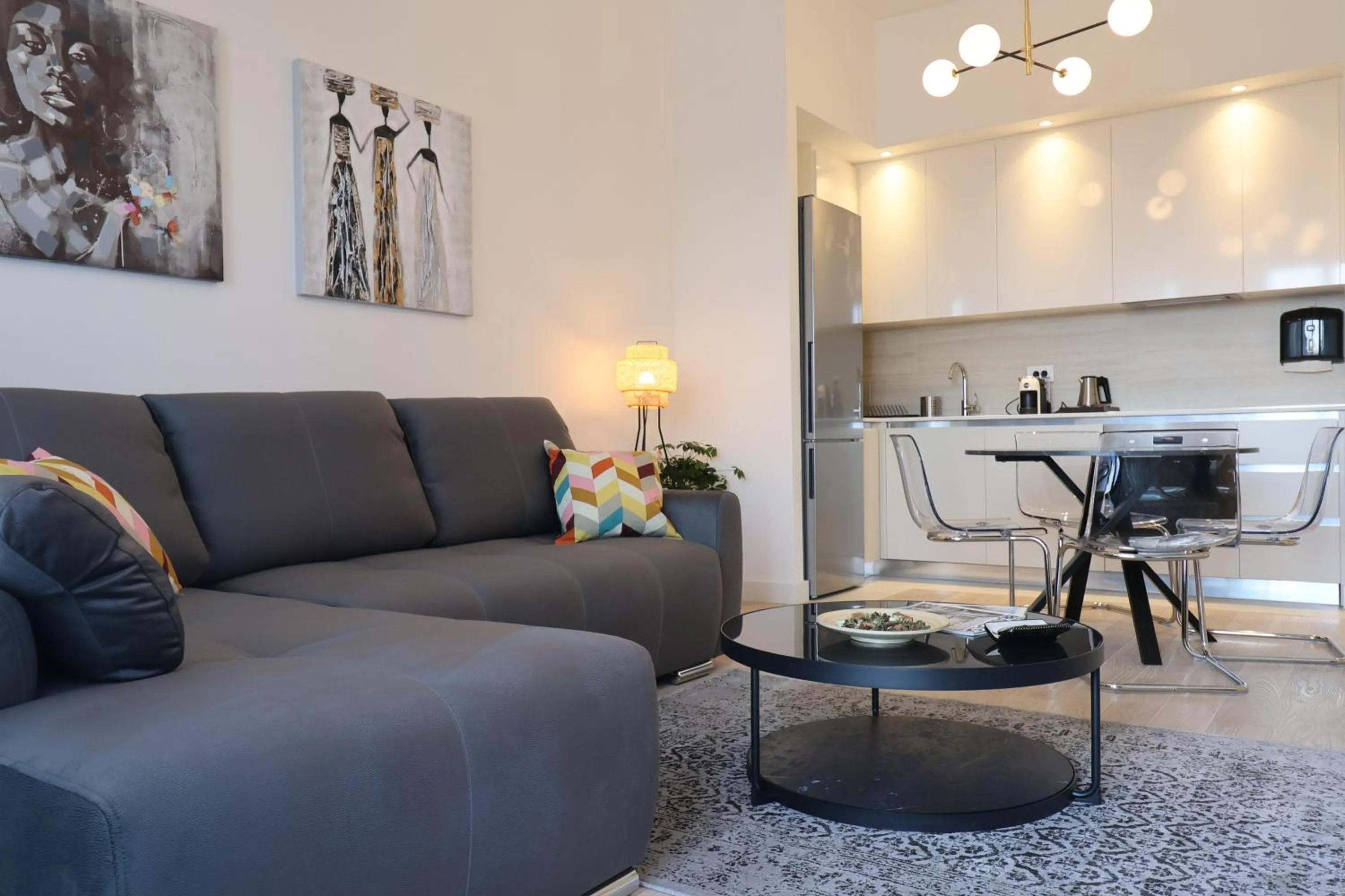 Kitchen or kitchenette in Apartments Royal - Belgrade Waterfront