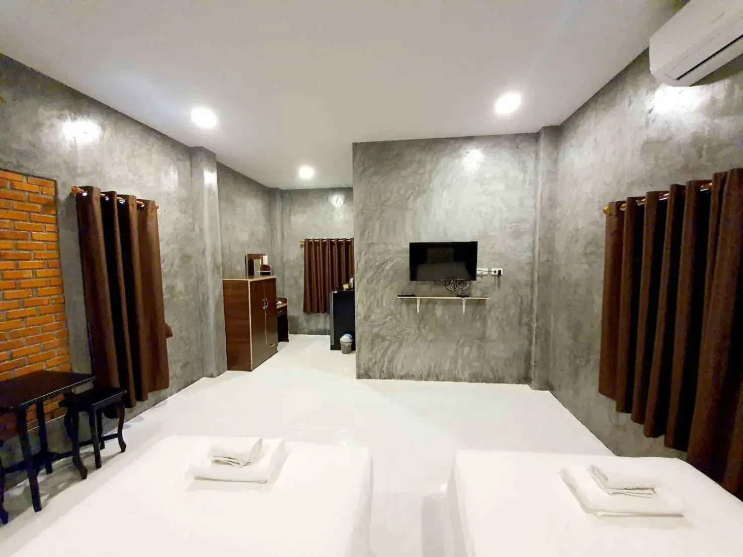 Bed in B-tel Chomthong resort Chiang mai Bed in B-tel Chomthong resort Chiang mai