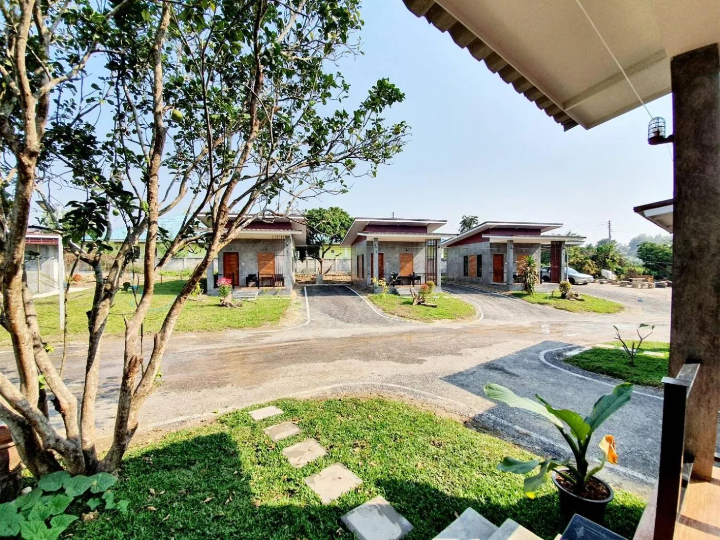 B-tel Chomthong resort Chiang mai