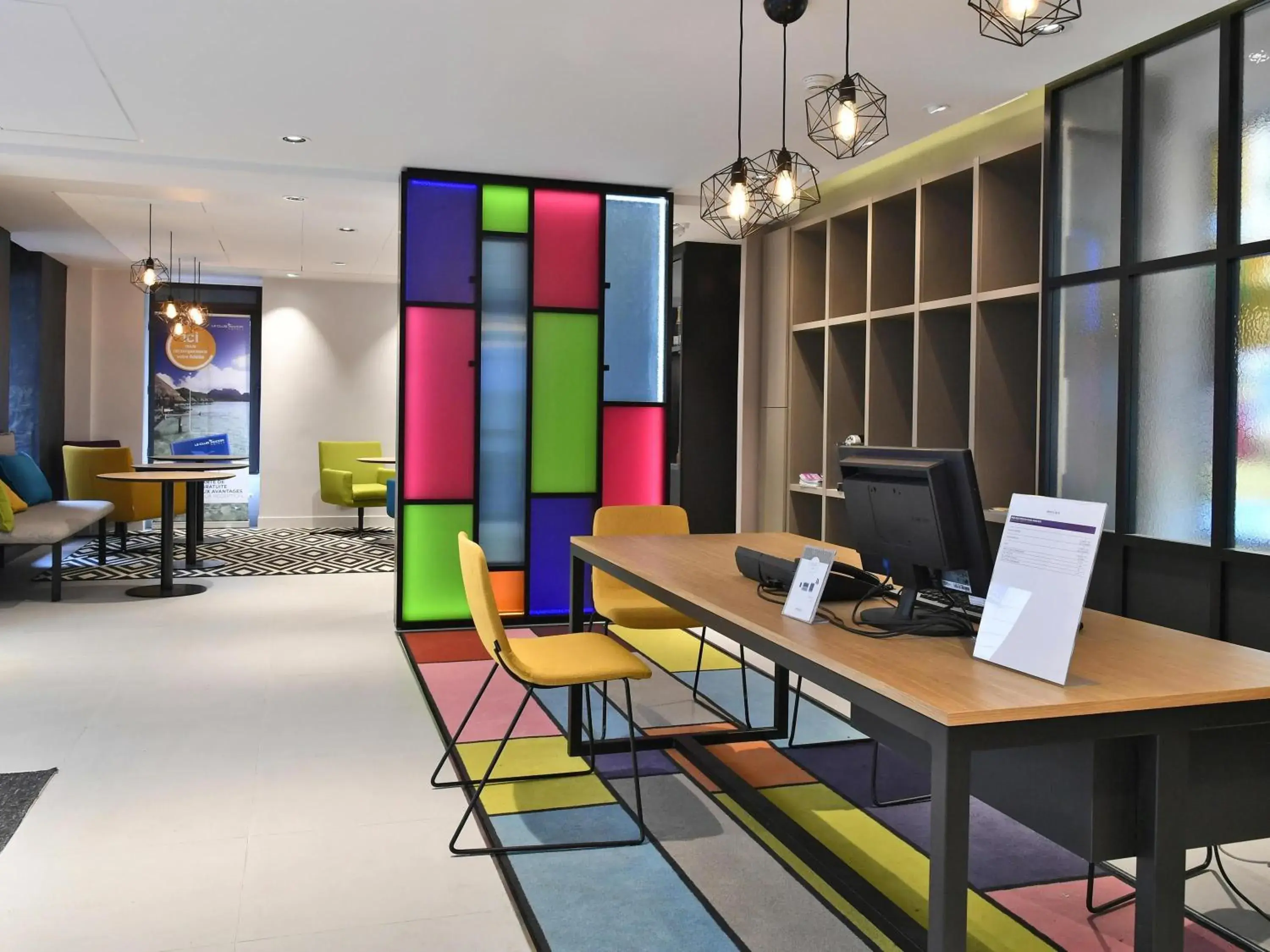 Property building in Mercure Paris Gare de l'Est Property building in Mercure Paris Gare de l'Est