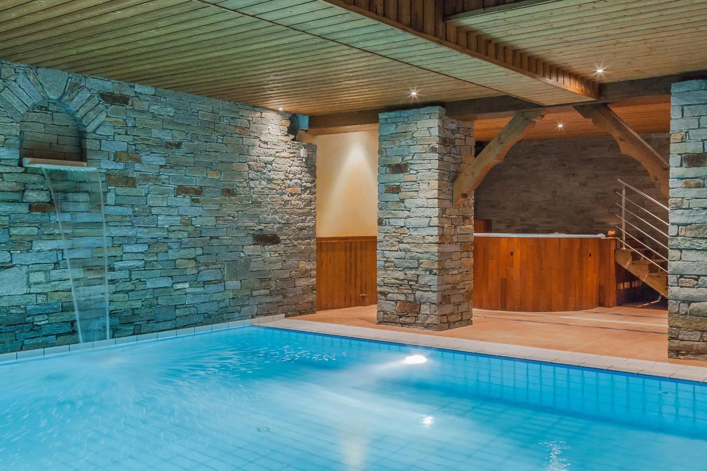 Swimming pool in Résidence Les Balcons de Belle Plagne