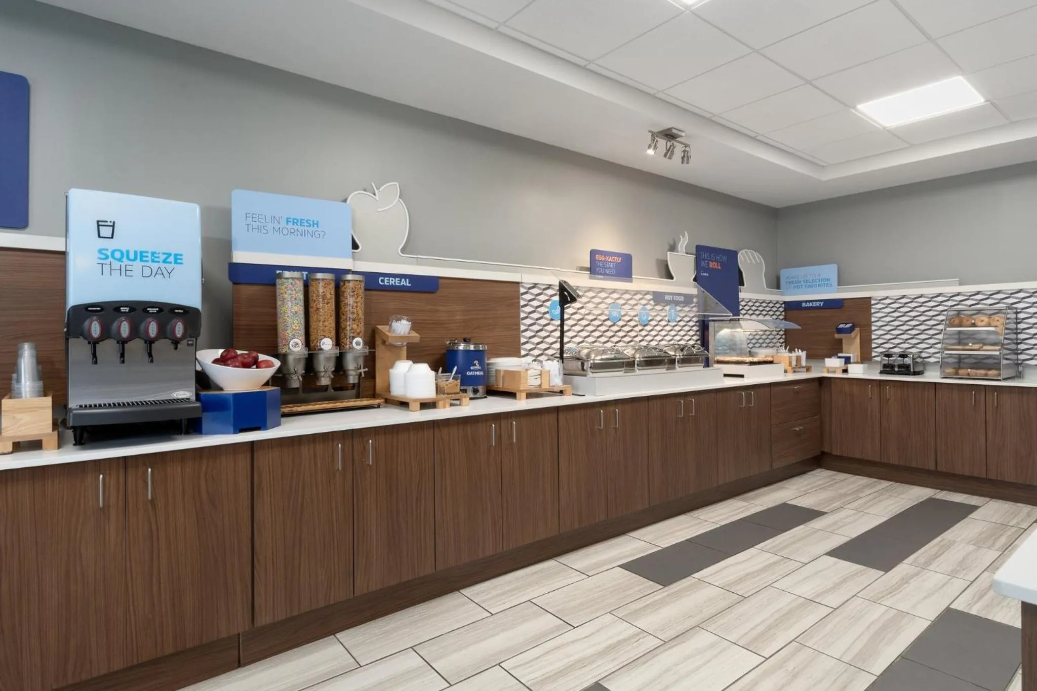 Breakfast in Holiday Inn Express Hotel & Suites Saginaw by IHG