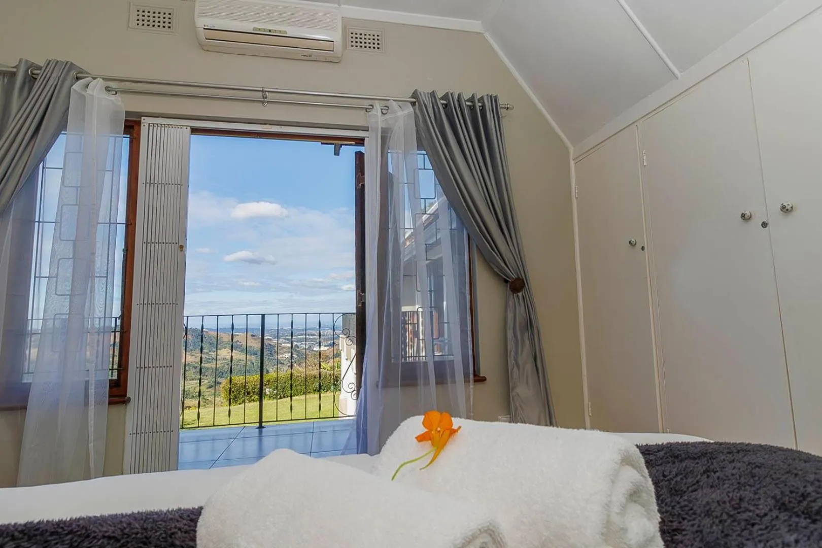 Bed in Churchill House