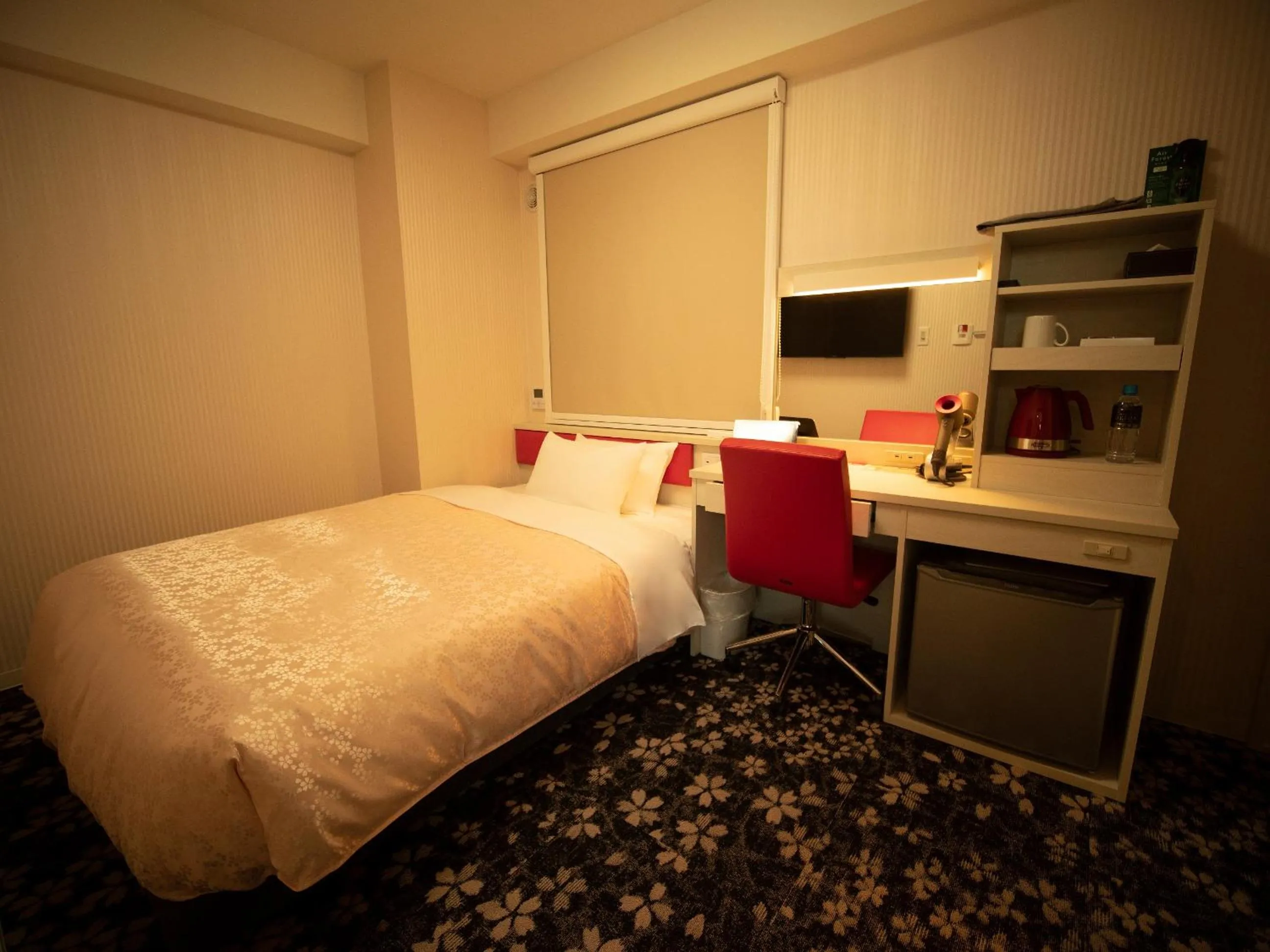 Bed in Hotel Front Inn Fukuoka Airport