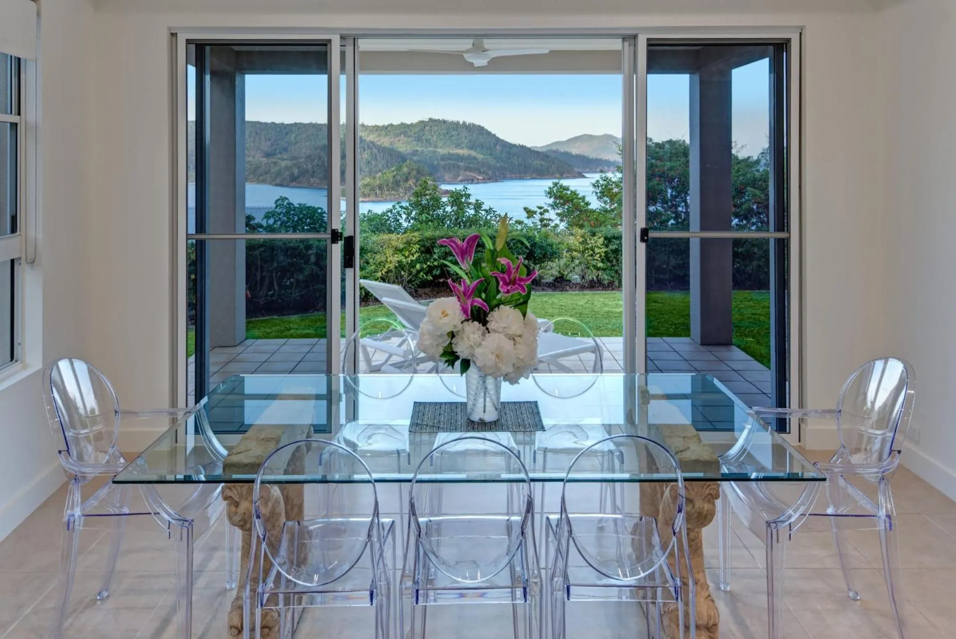 La Bella Waters 1 Wide Reaching Ocean Views And Buggy