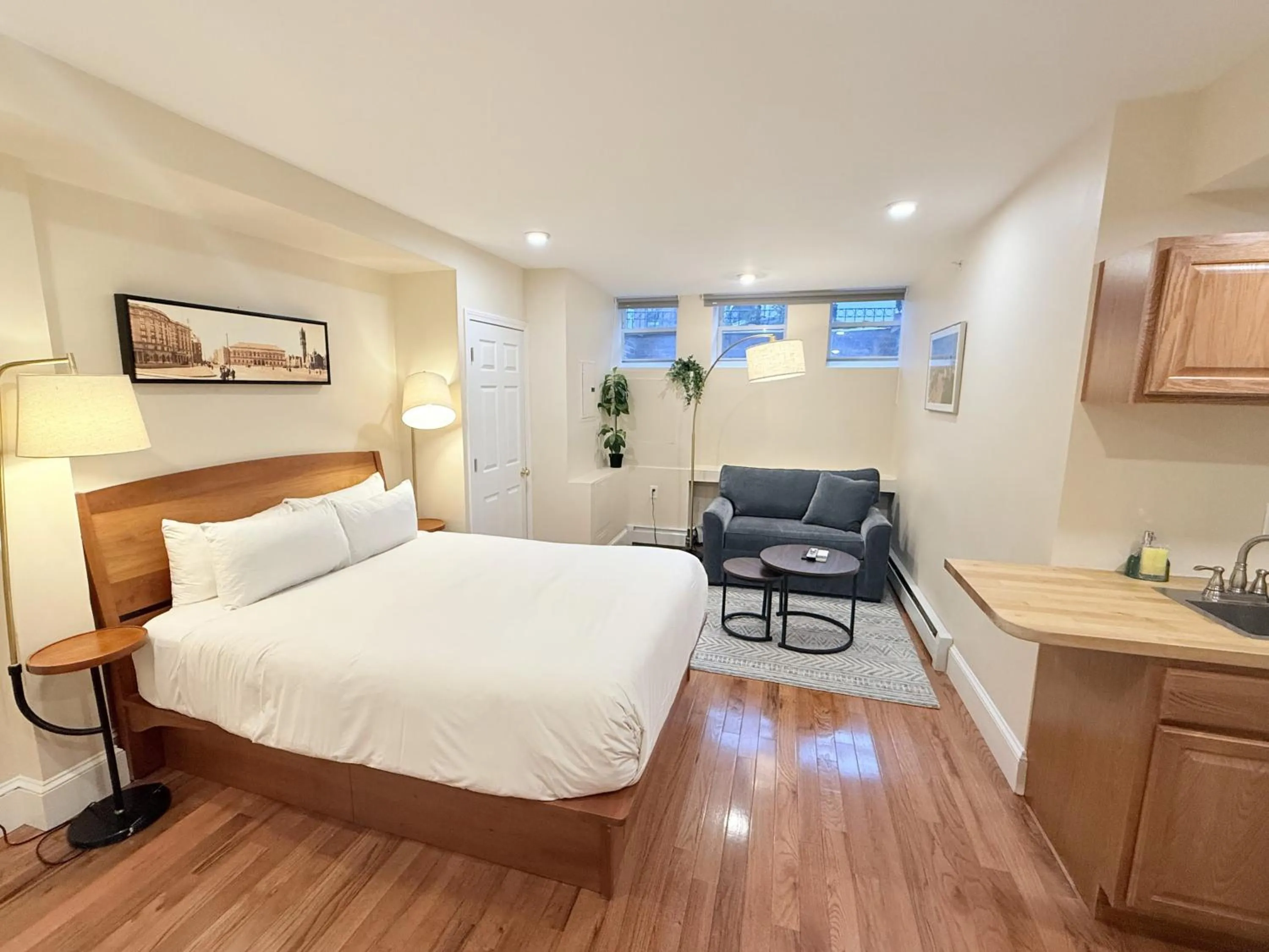 Photo of the whole room, Bed in Copley House