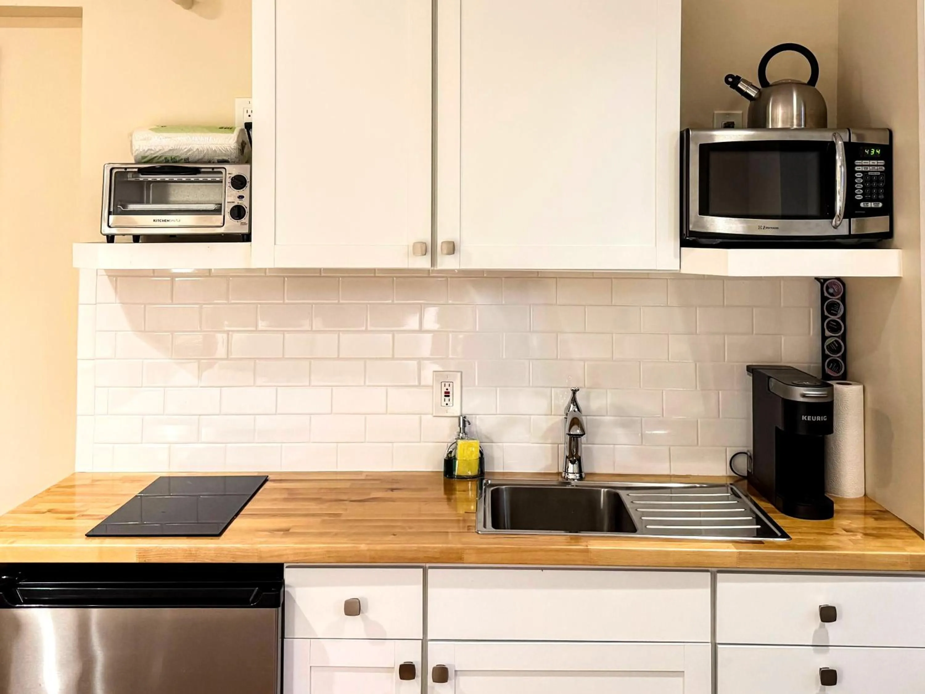 Kitchen or kitchenette in Copley House