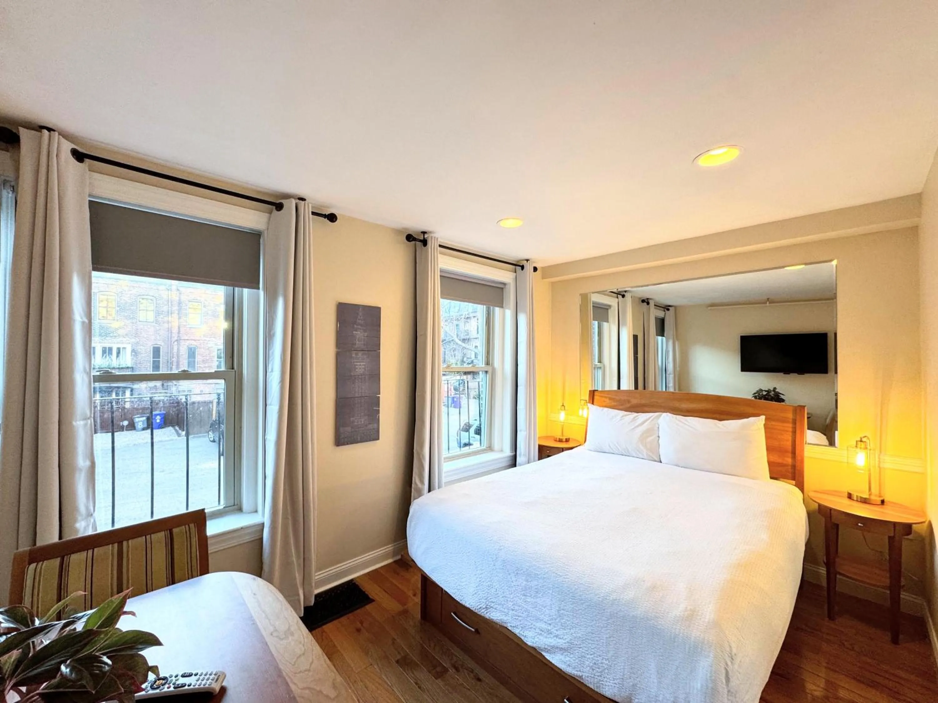 Photo of the whole room, Bed in Copley House