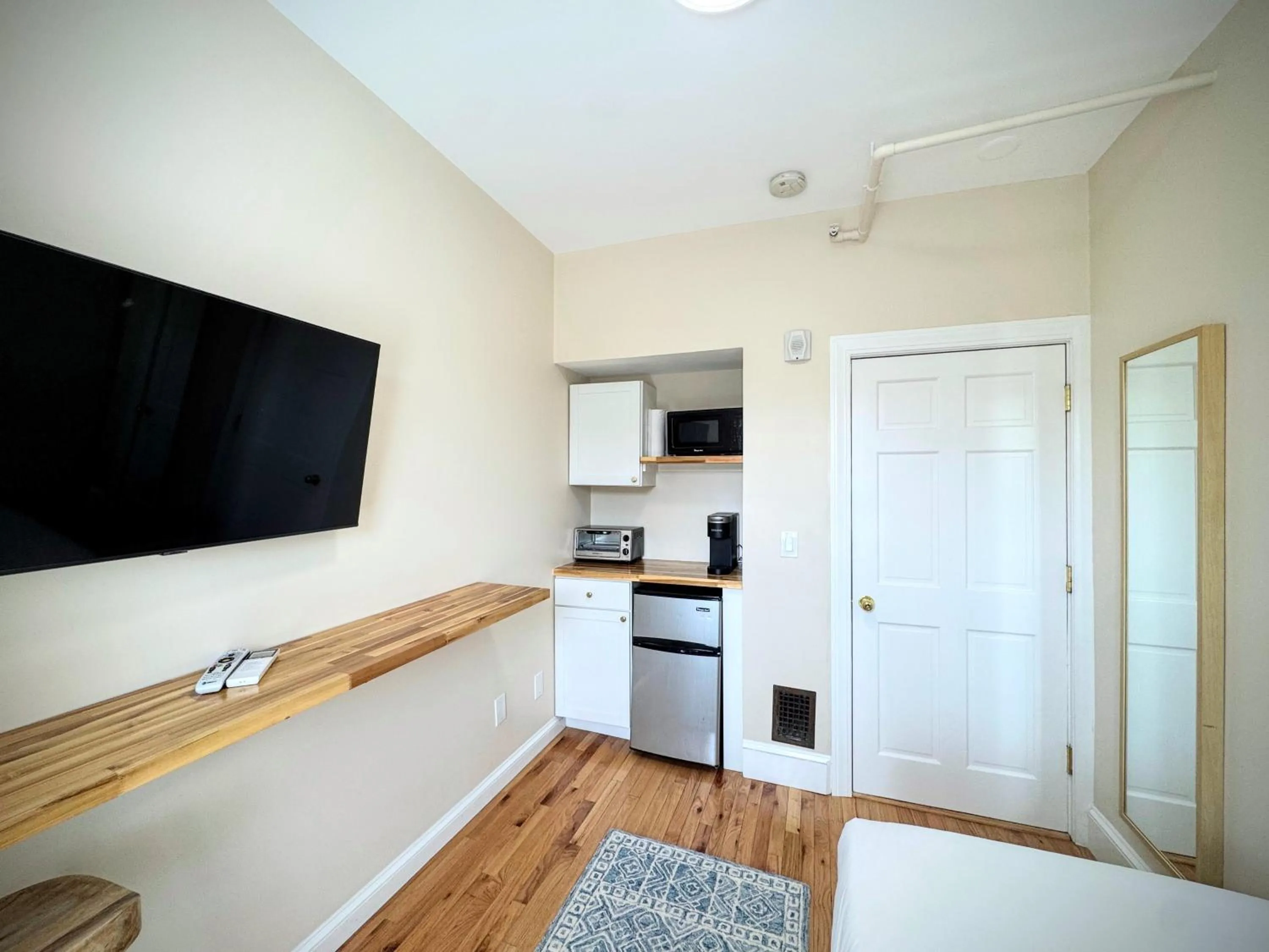 Kitchen or kitchenette in Copley House