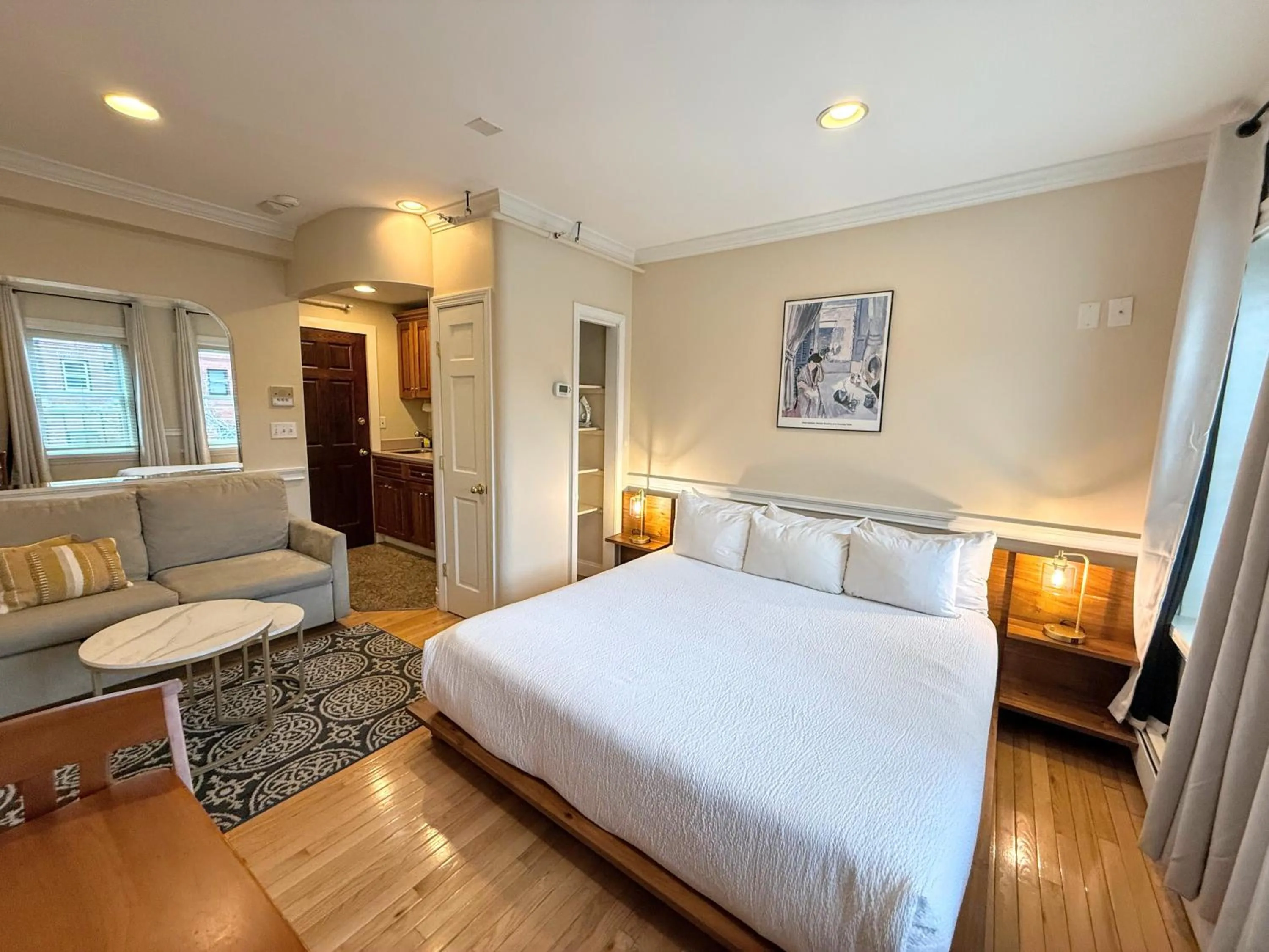 Photo of the whole room, Bed in Copley House