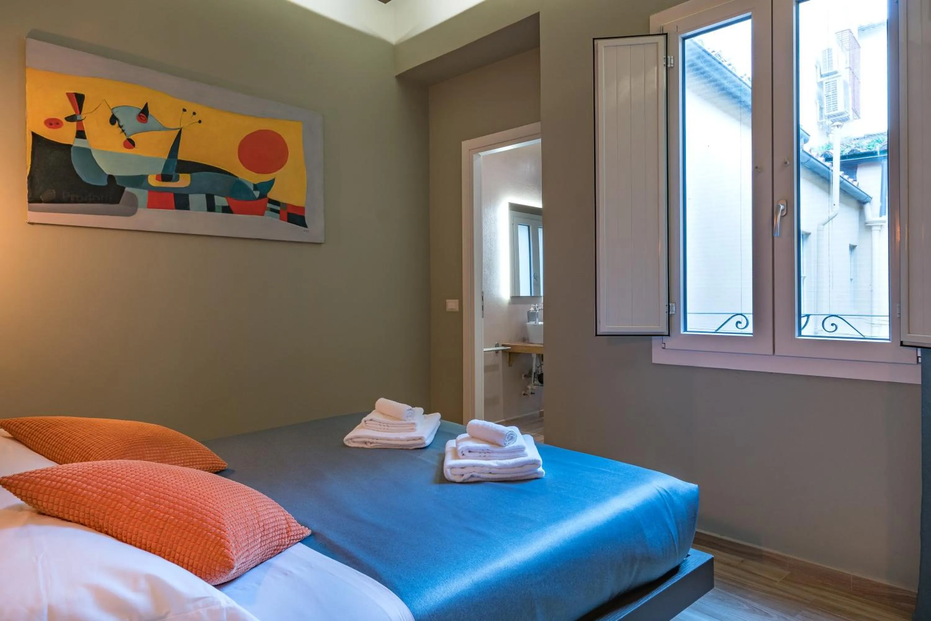 Bedroom, Bed in GOGO` Petit Hotel