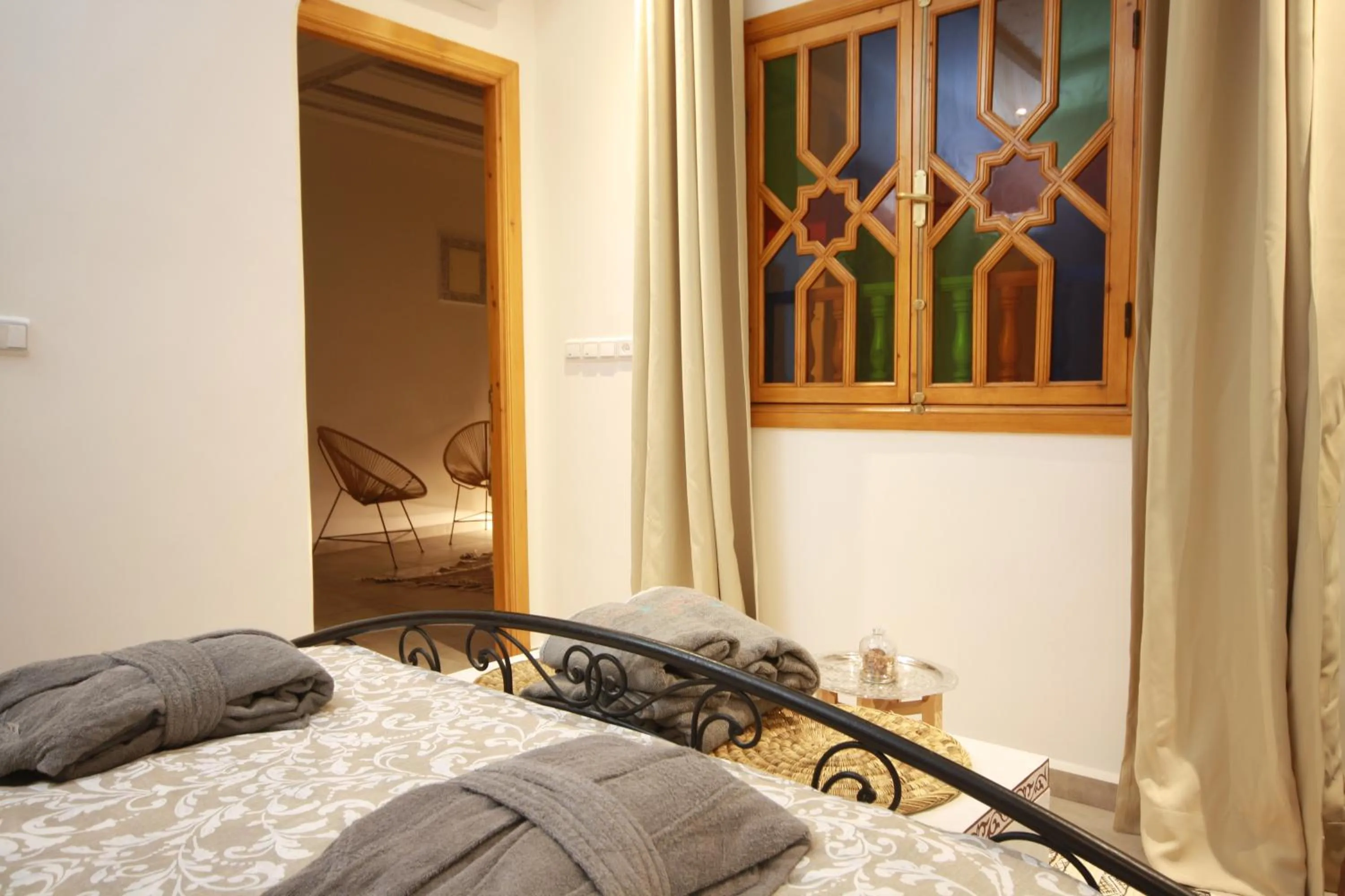 Decorative detail, Bed in RIAD Miel & Une Nuit