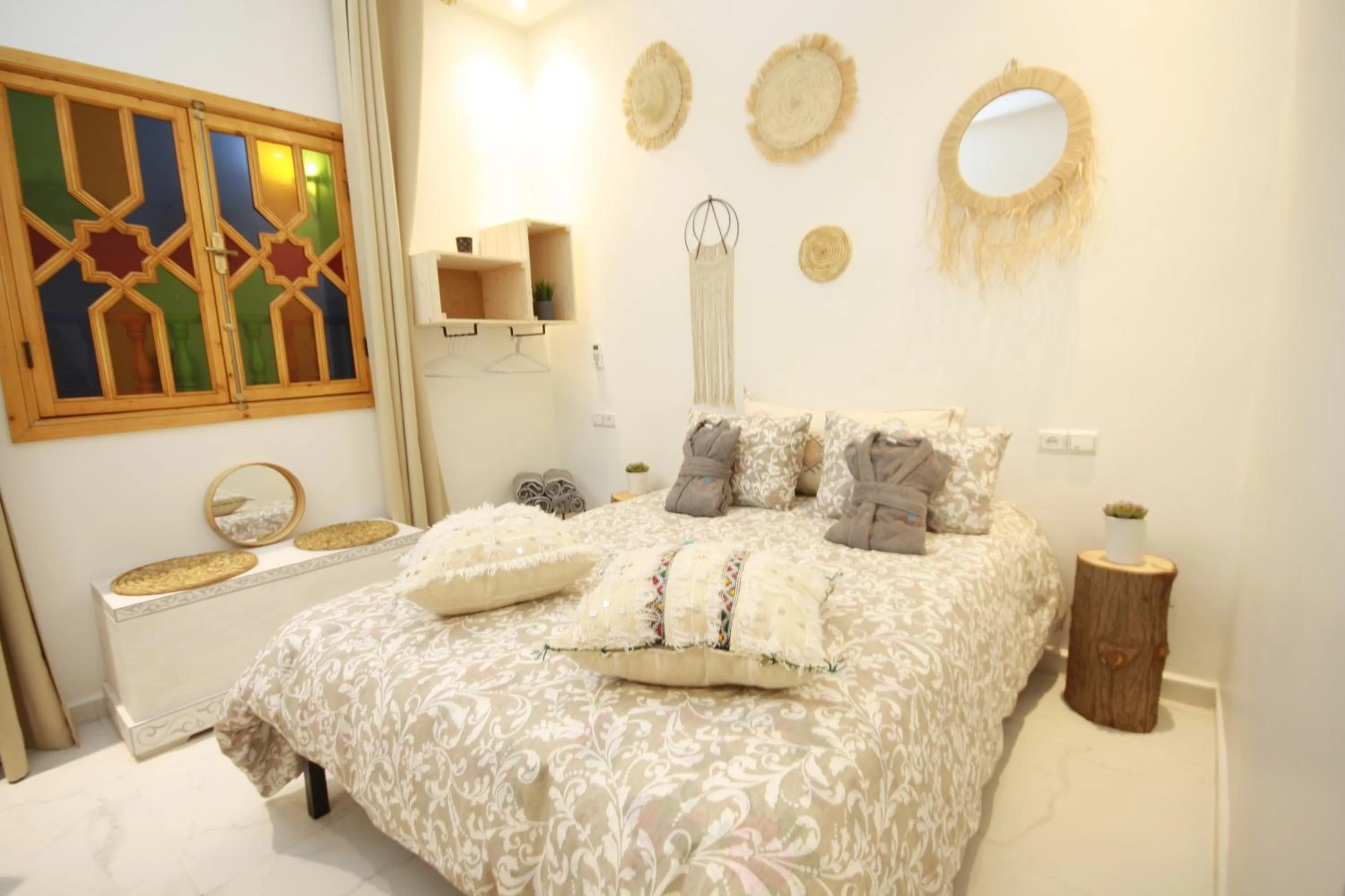 Bedroom, Bed in RIAD Miel & Une Nuit