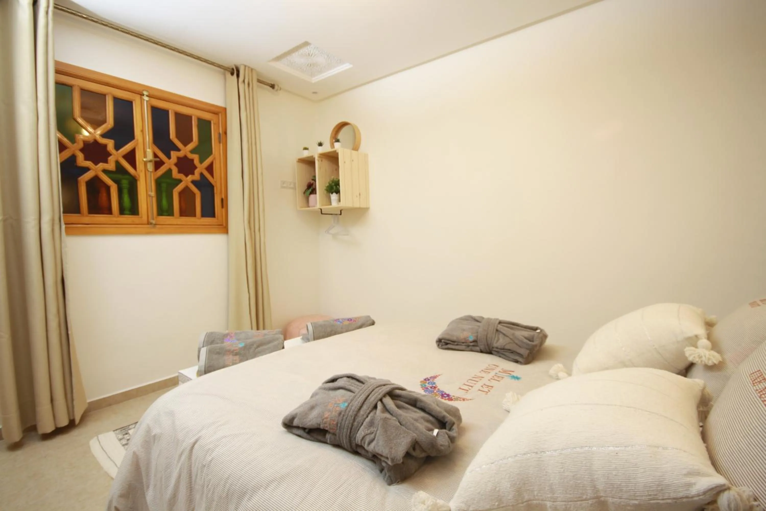 Decorative detail, Bed in RIAD Miel & Une Nuit