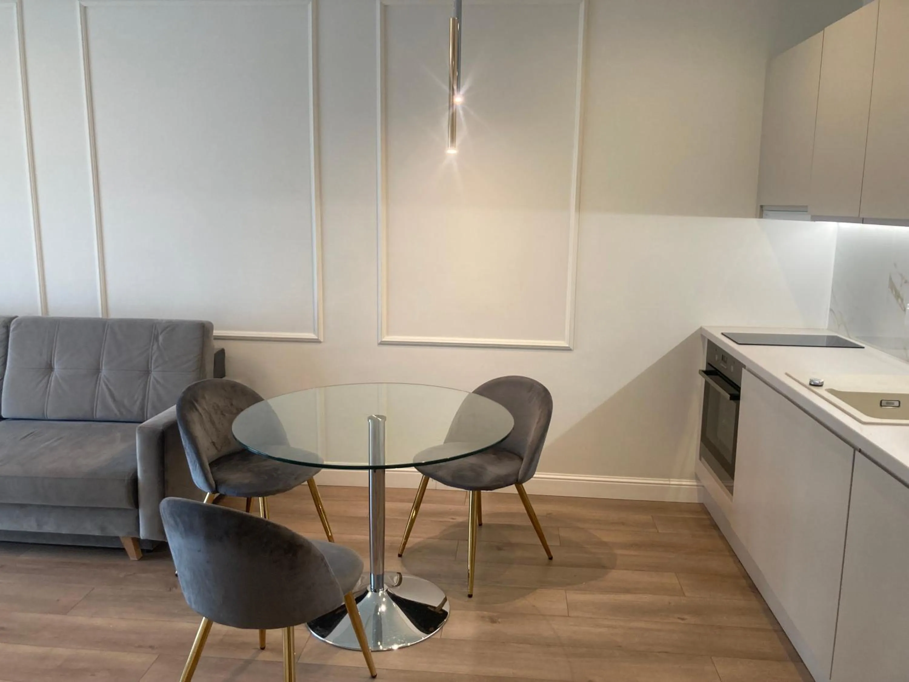 Living room in Platinum Towers Hotel Apartments