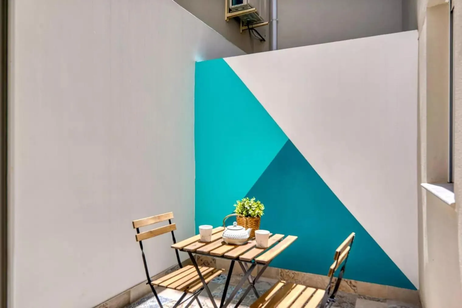 Seating area in Umihouse apartamentos centro Alicante