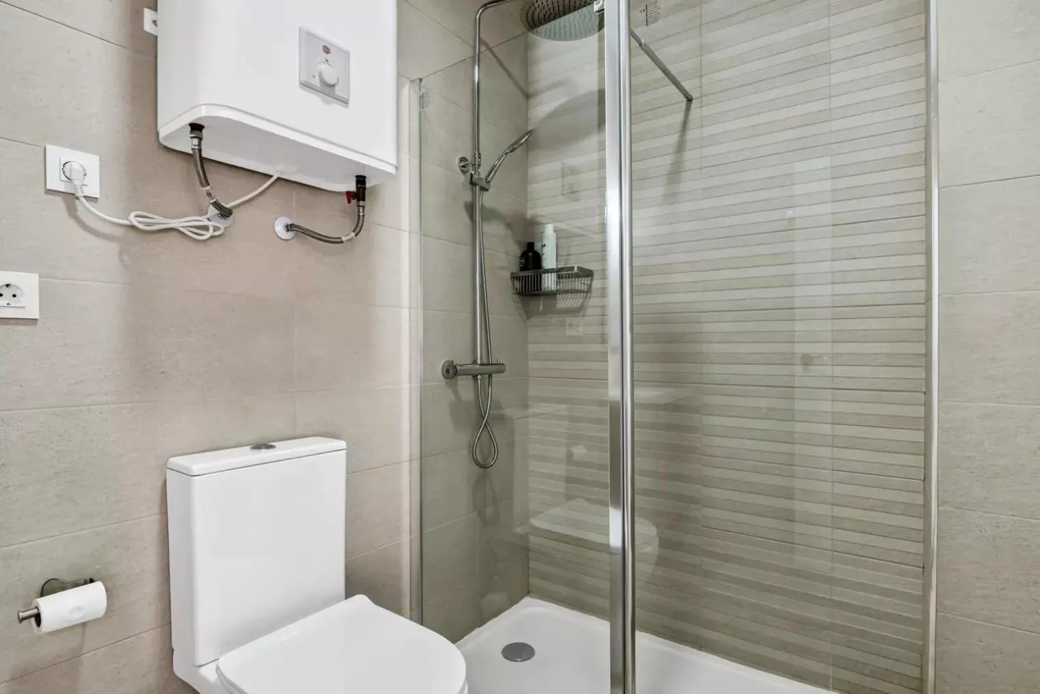 Toilet in Umihouse apartamentos centro Alicante