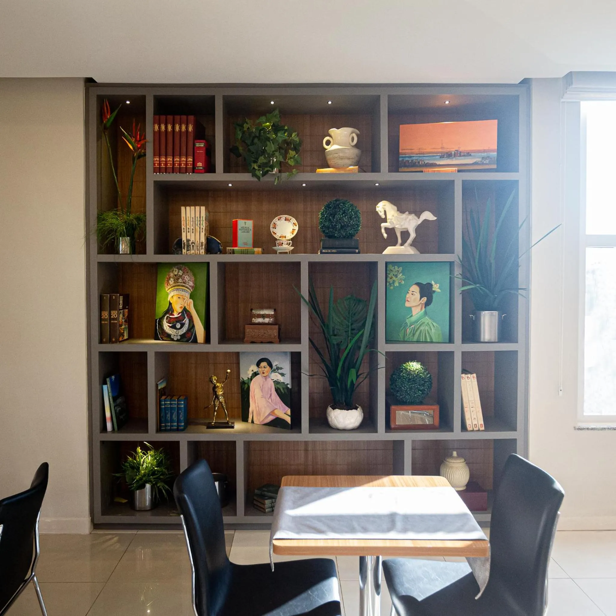 Library in Zago Hotel