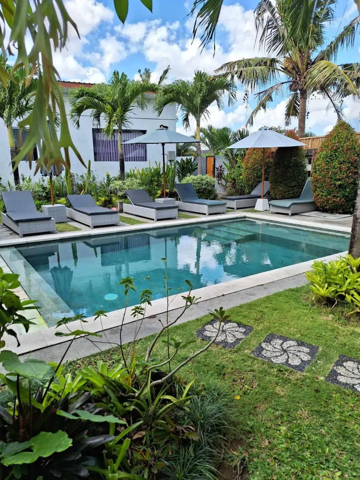 Day in Bonewood Guesthouse