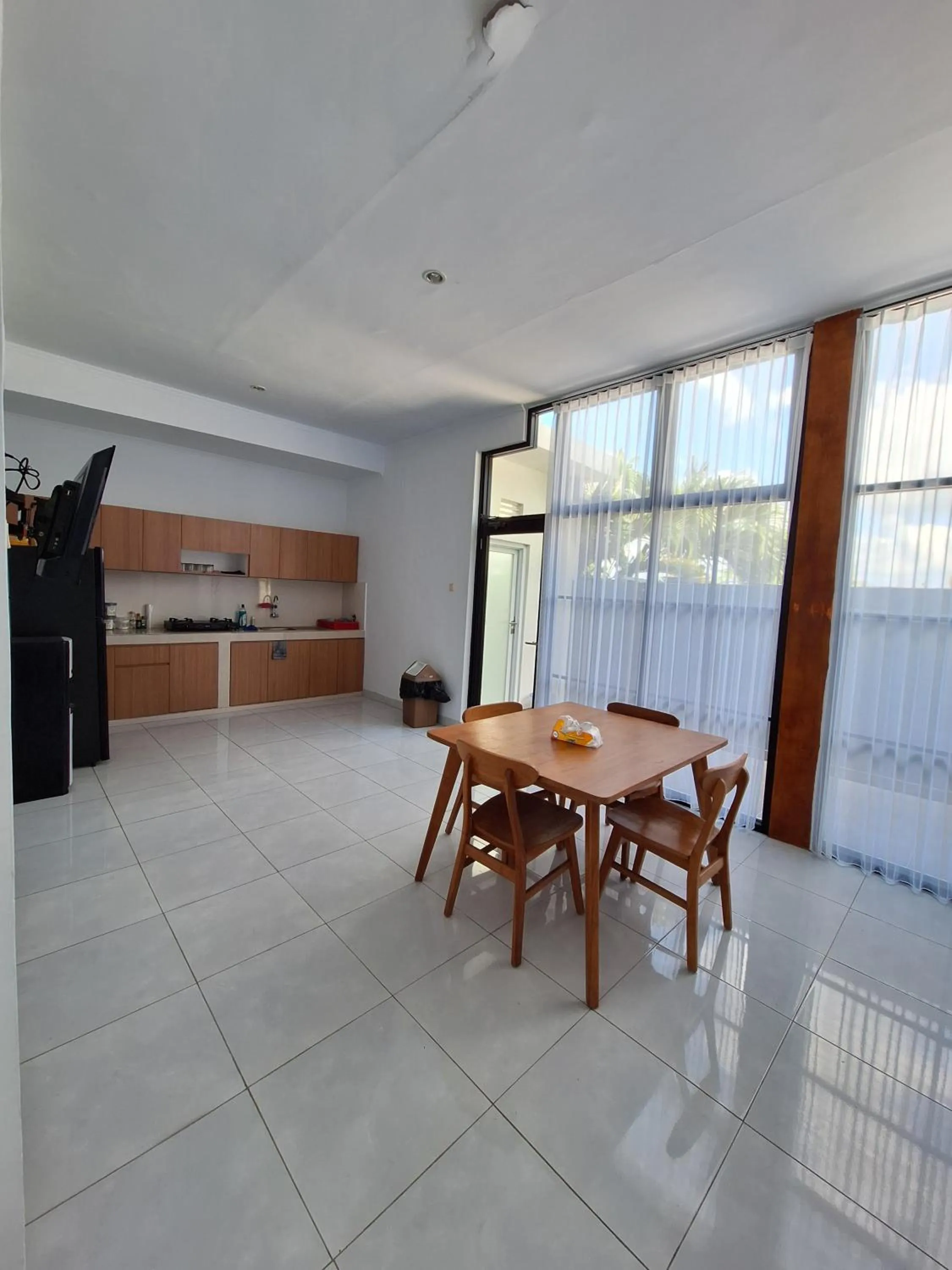 Kitchen or kitchenette in Bonewood Guesthouse