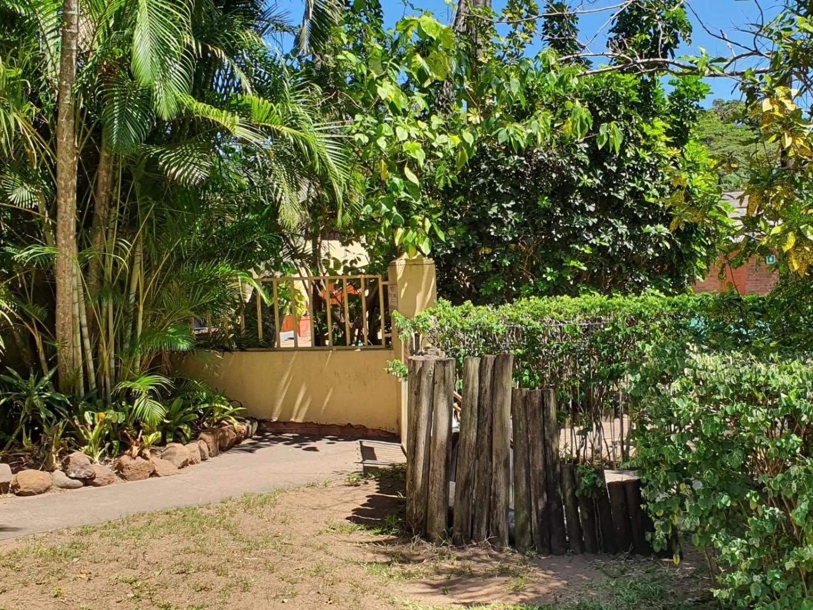 23 Manzini Chalets-Pumba's Den