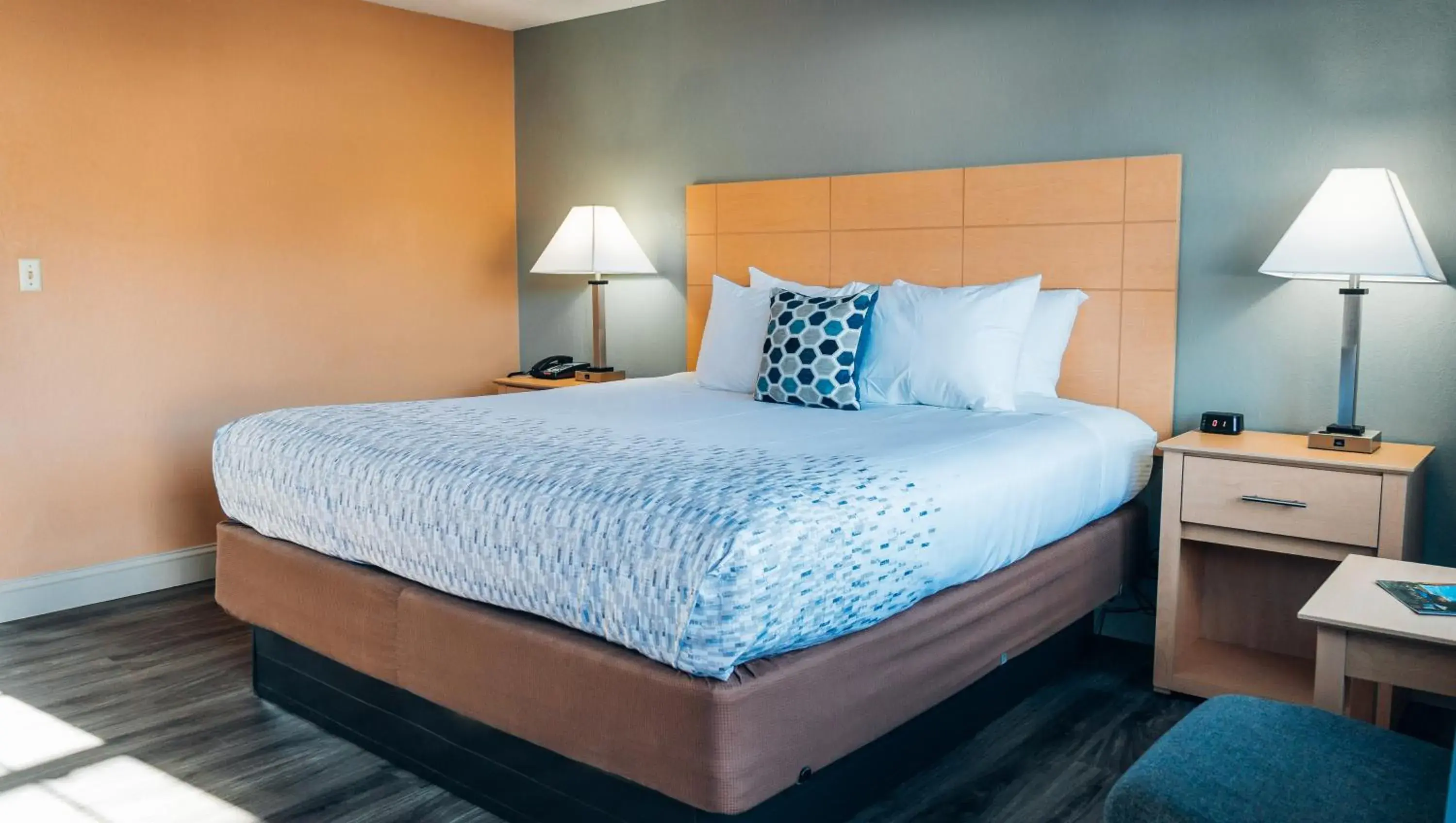 Bed in Quiet Corner Inn Bed in Quiet Corner Inn