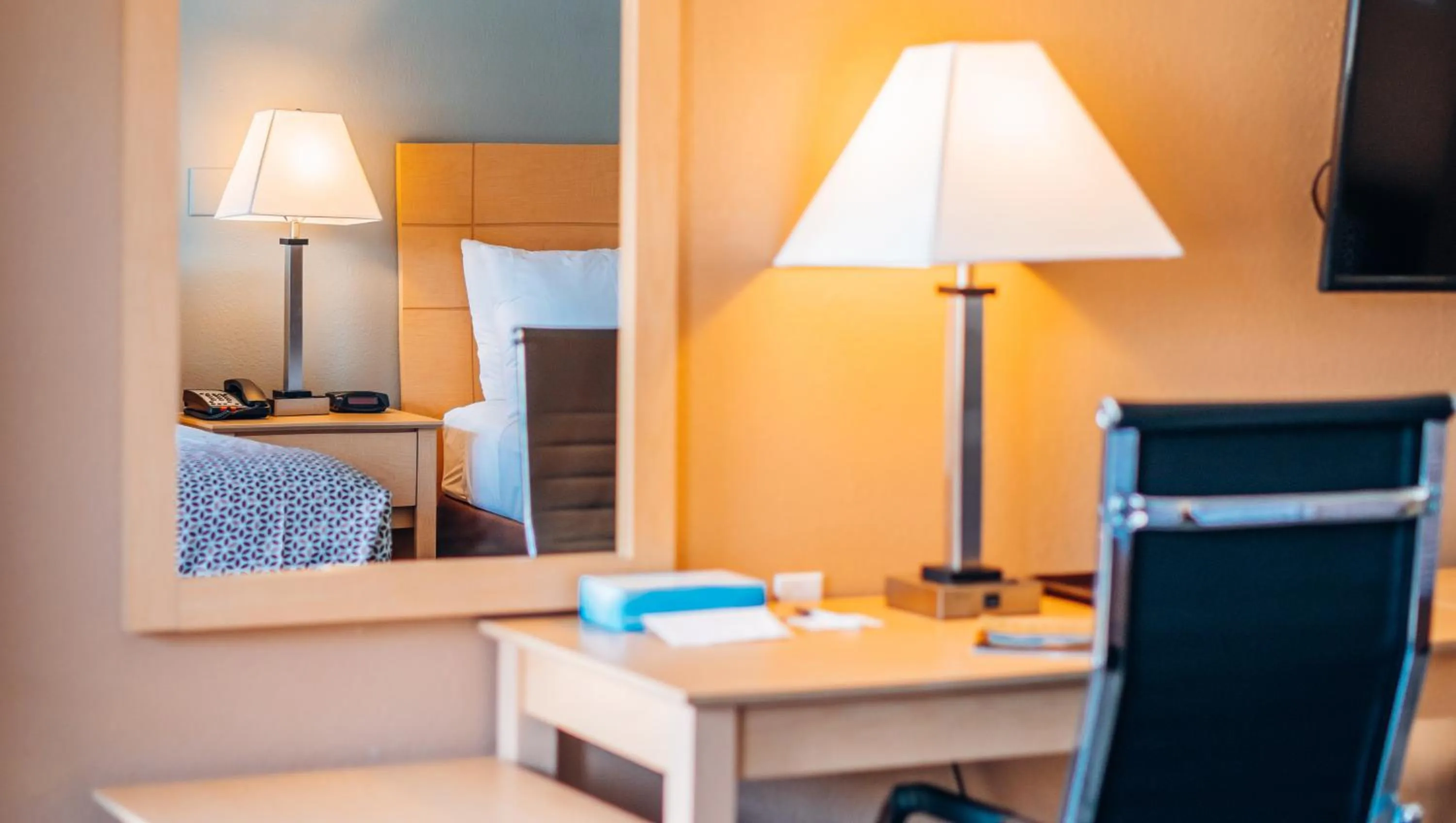 Other in Quiet Corner Inn