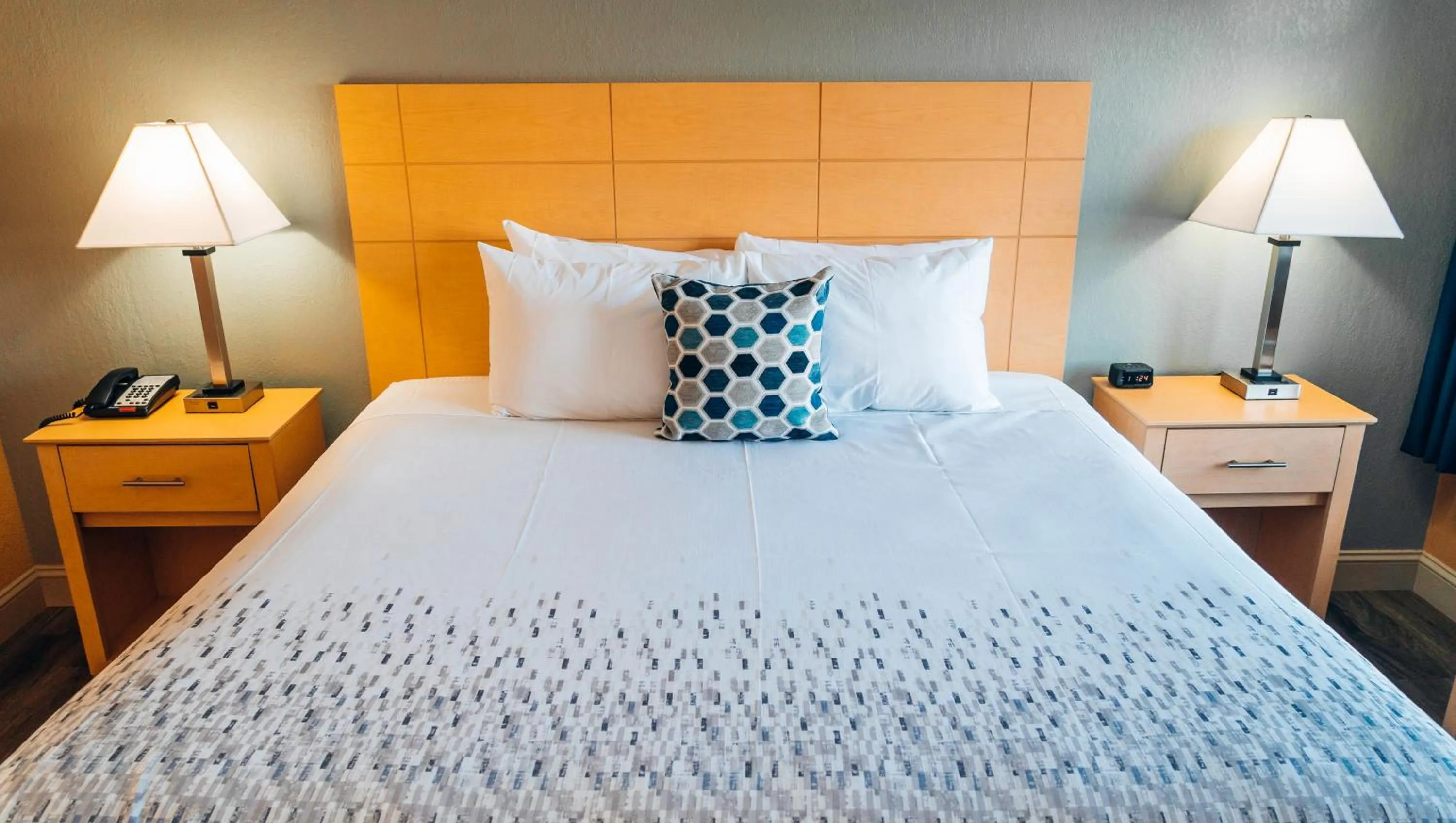 Bed in Quiet Corner Inn