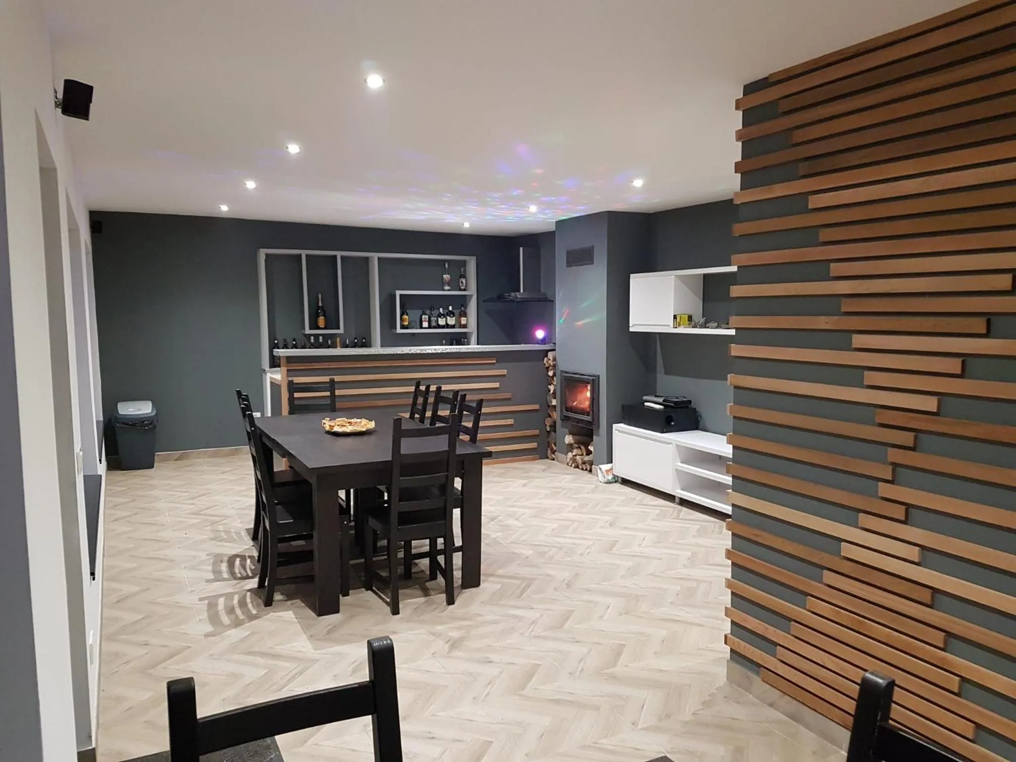 Lounge or bar in Cedar Crest