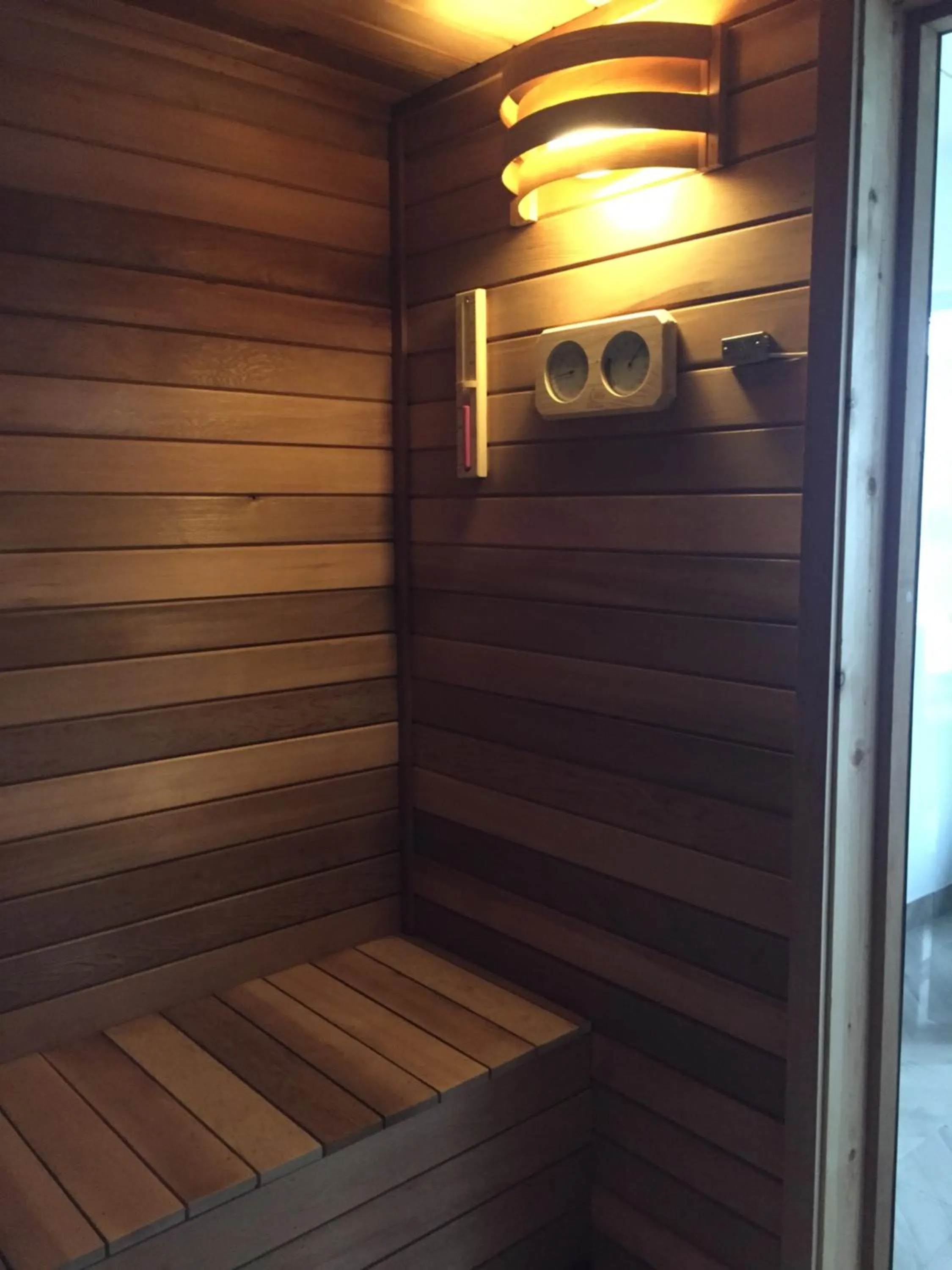 Sauna in Cedar Crest