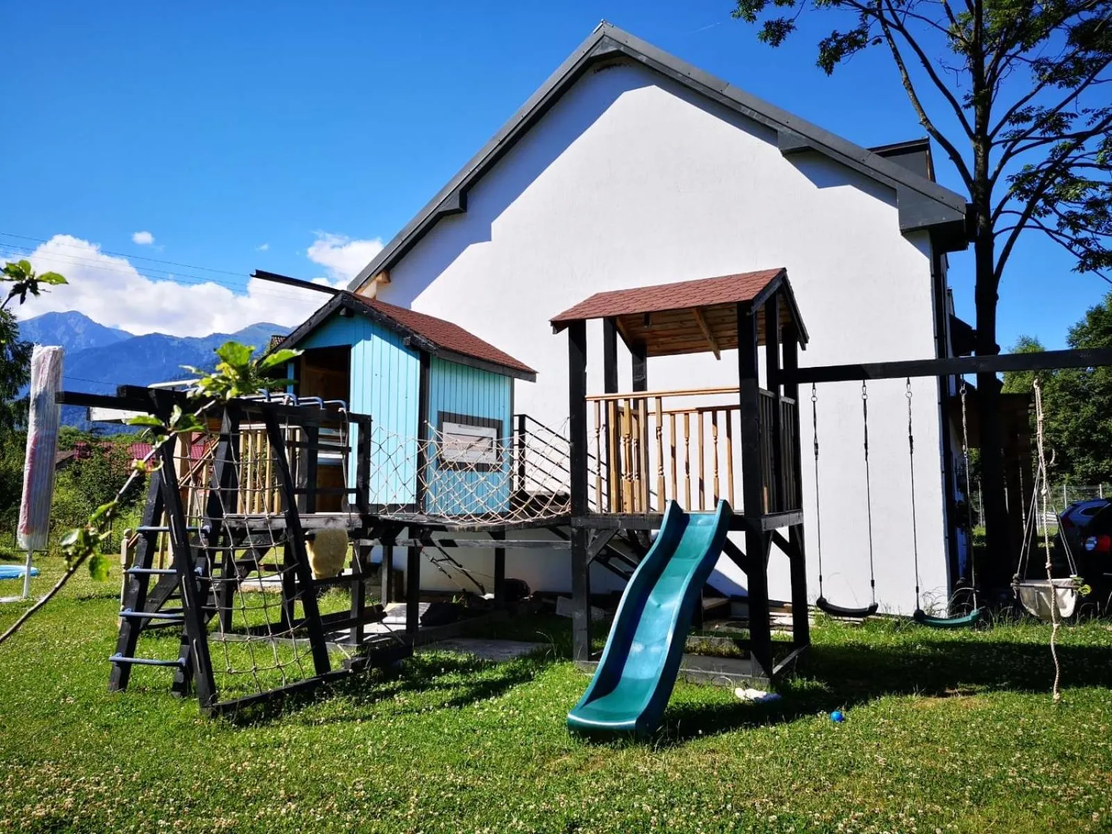 Children play ground in Cedar Crest