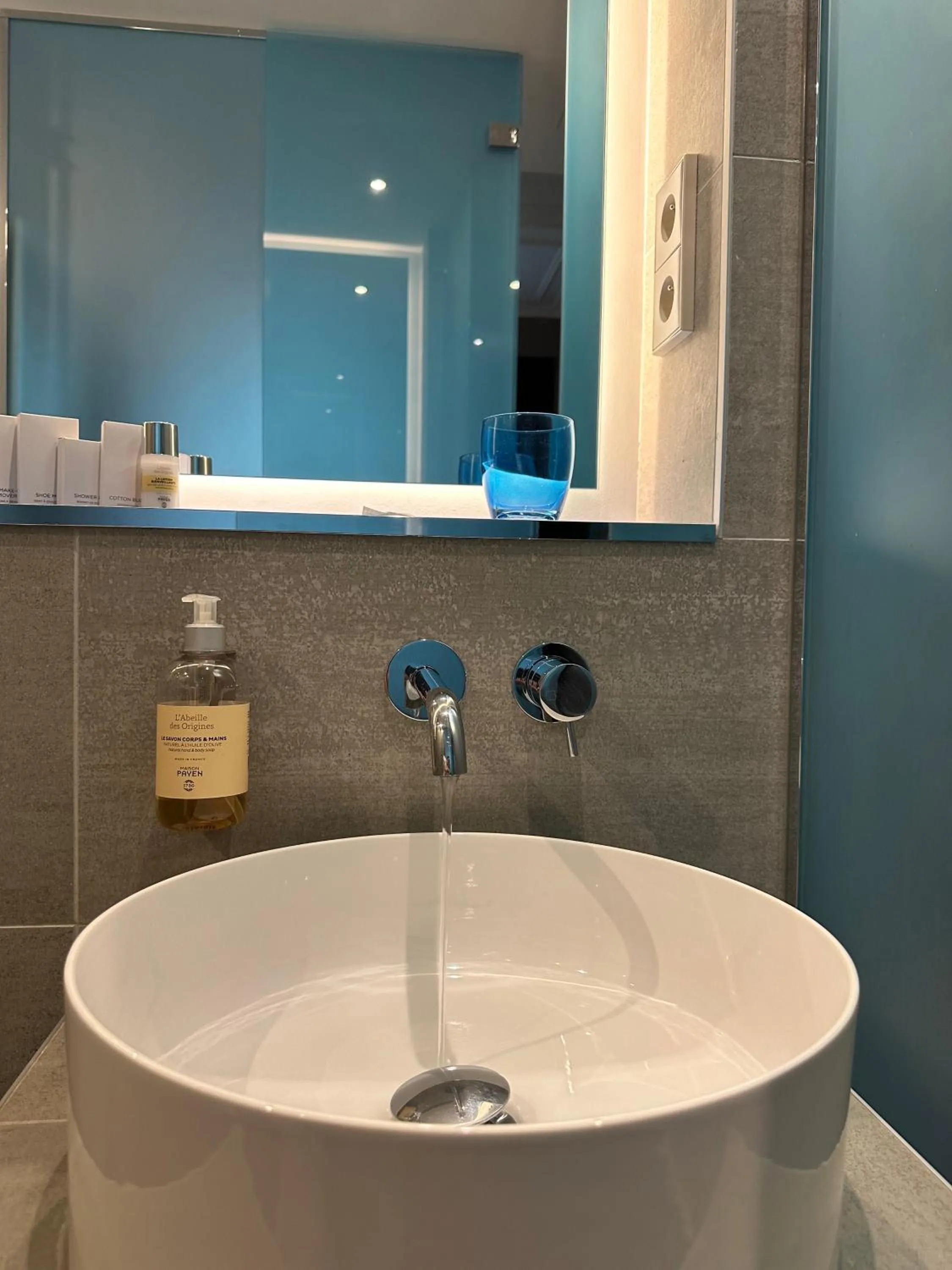 Bathroom in Beausejour Ranelagh