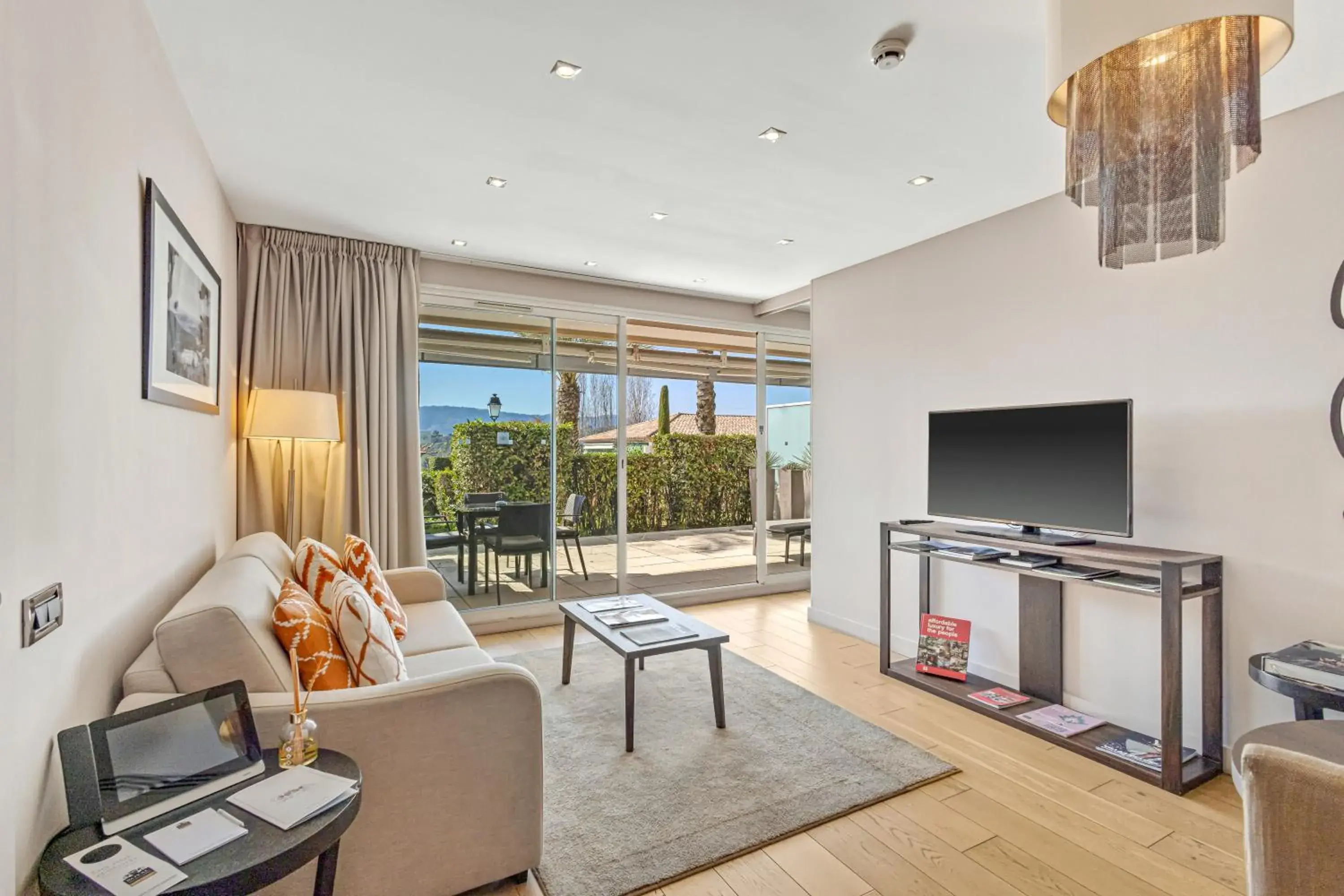 Suite in Royal Mougins Golf, Hotel & Spa de Luxe Suite in Royal Mougins Golf, Hotel & Spa de Luxe